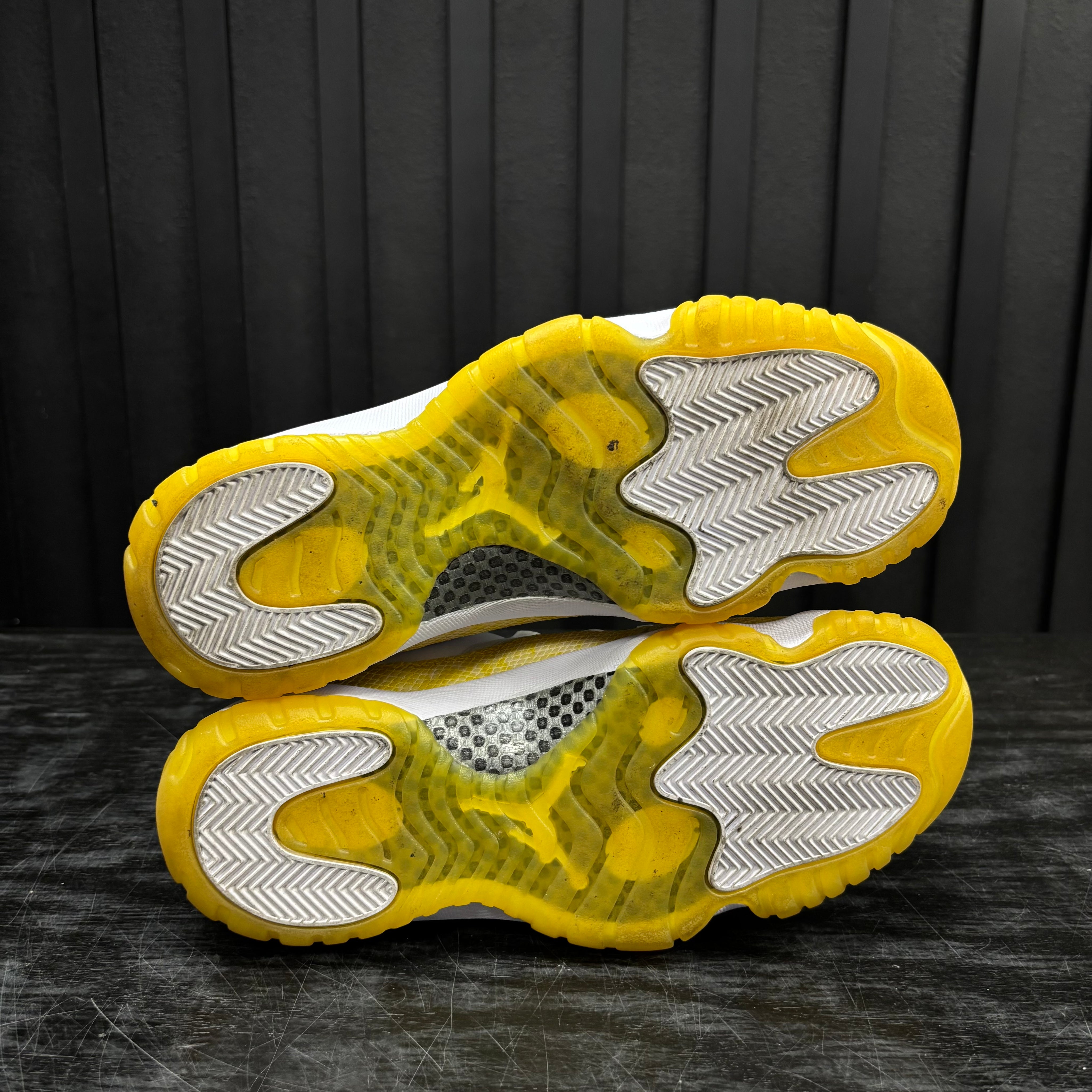 Jordan 11 Low Retro Yellow Snakeskin (Women's) - Used - 4451