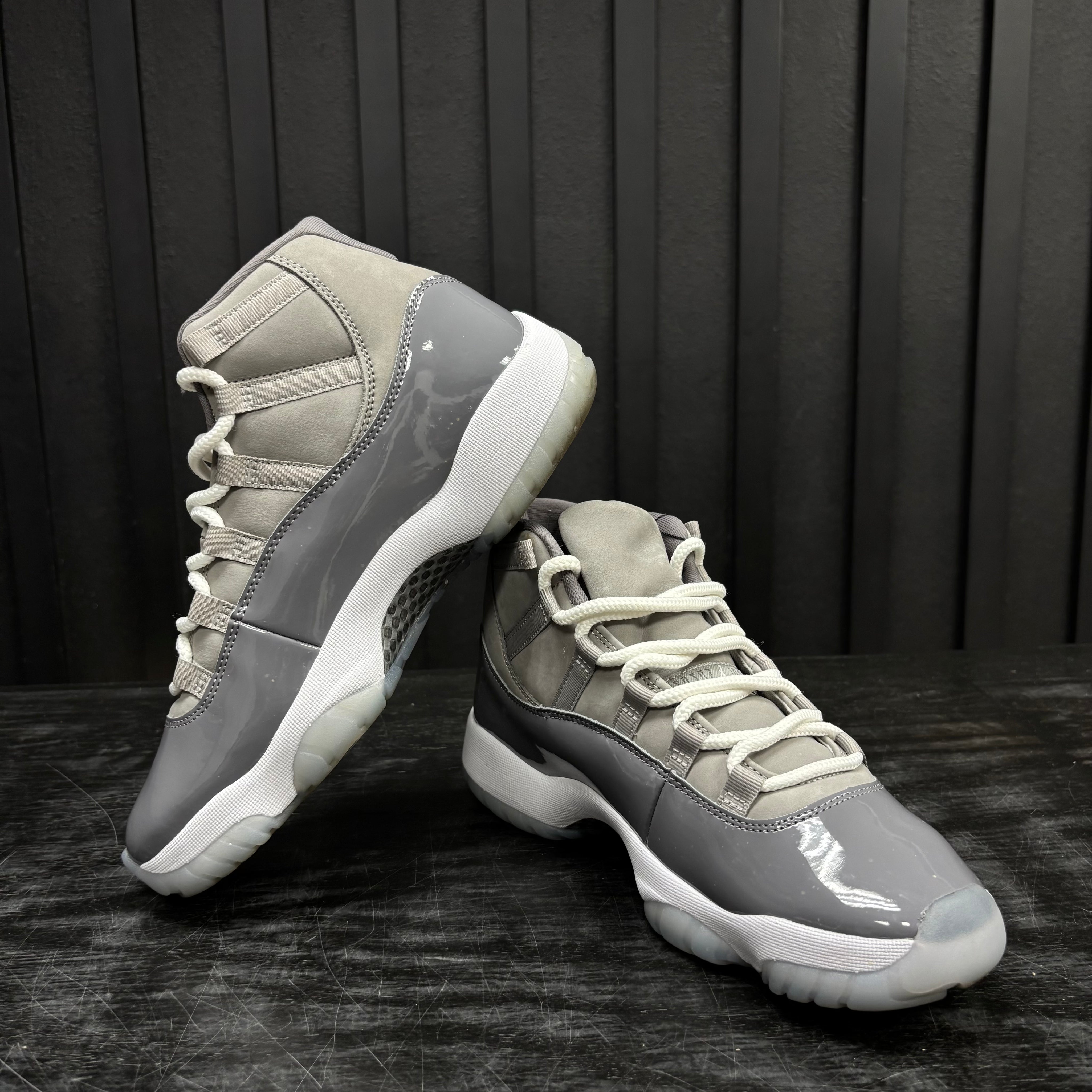 Jordan 11 Retro Cool Grey (2021) - Used - 4536
