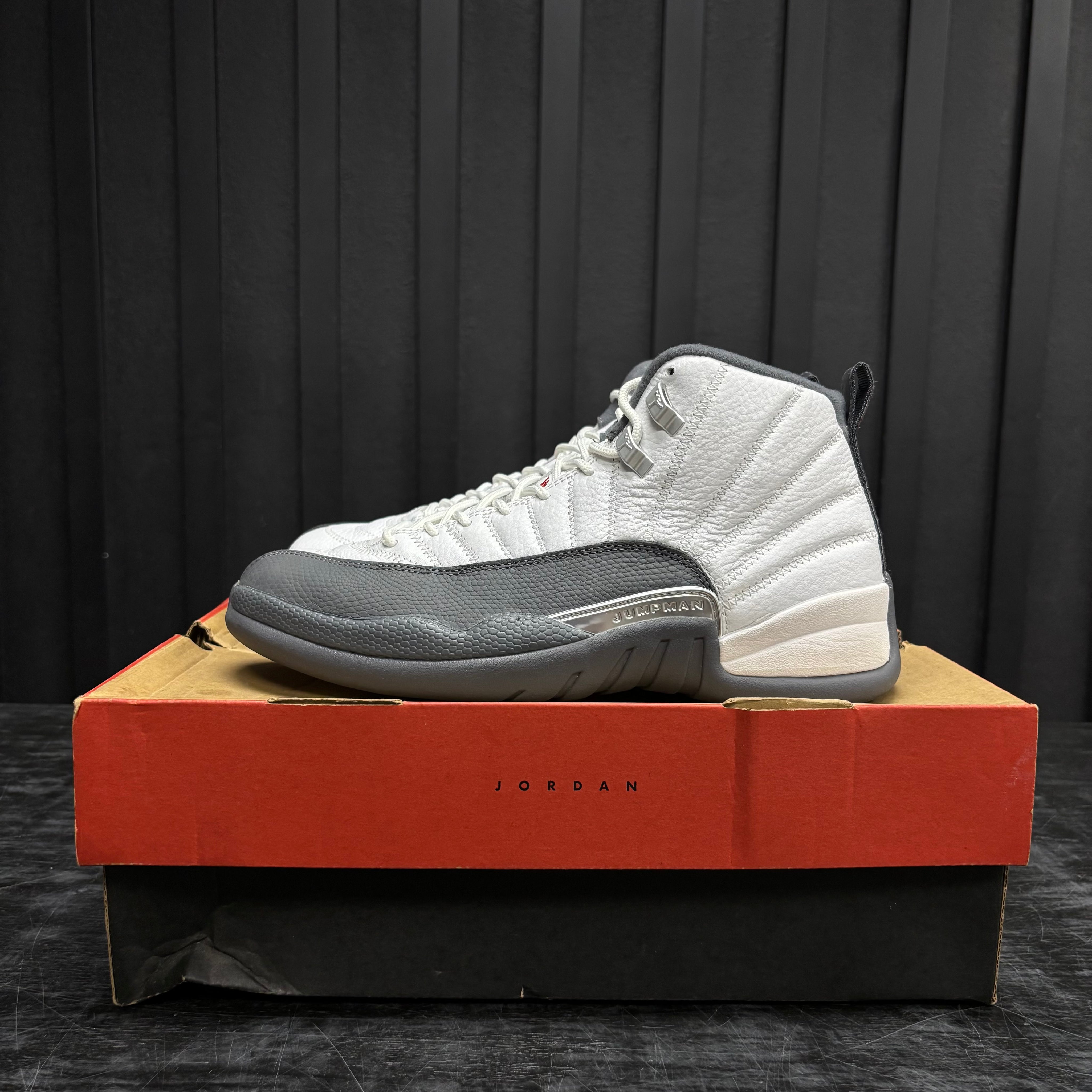 Jordan 12 Retro White Dark Grey - Used - 4504