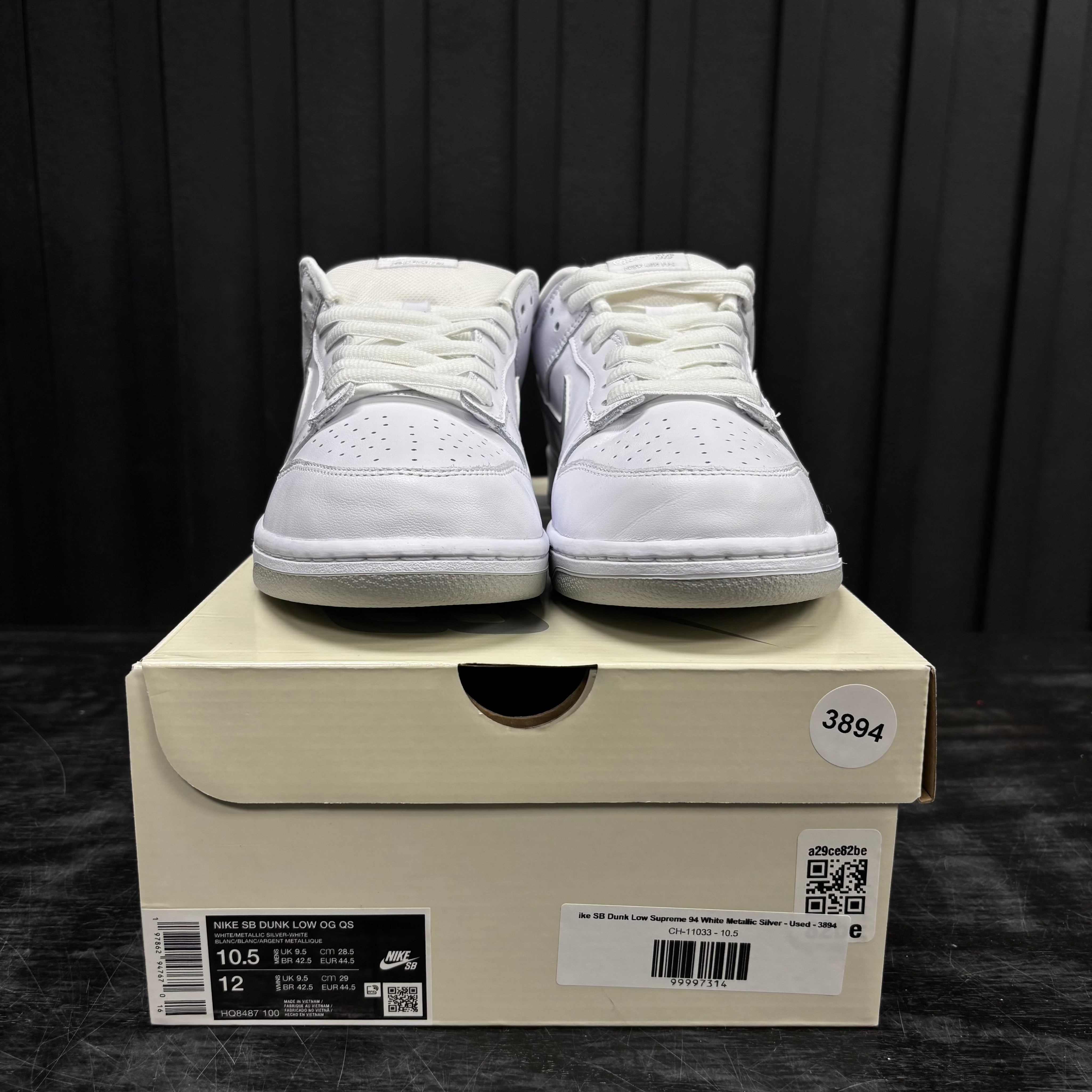 Nike SB Dunk Low Supreme 94 White Metallic Silver - Used - 3894