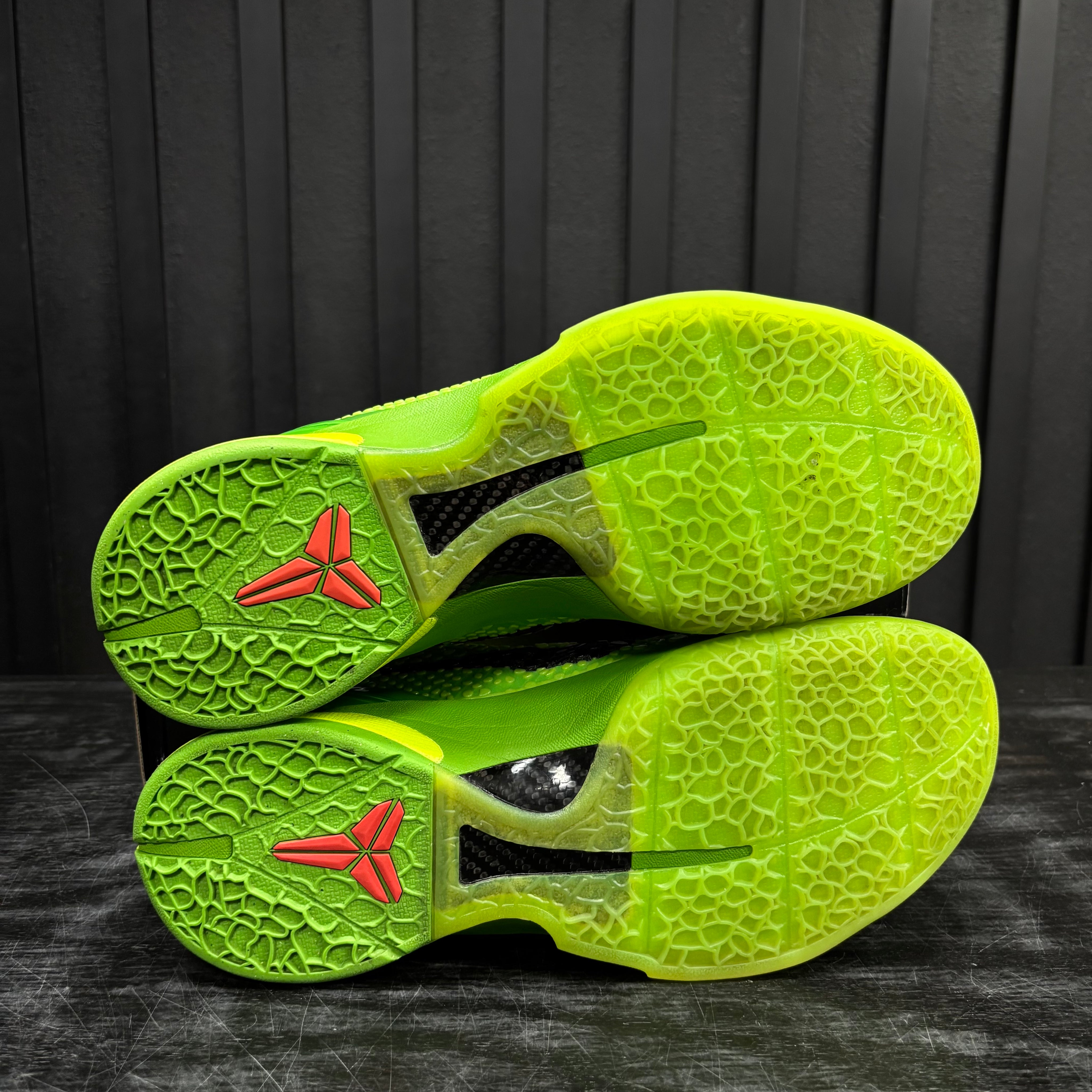 Nike Kobe 6 Protro Grinch (2020) - Used - 4444