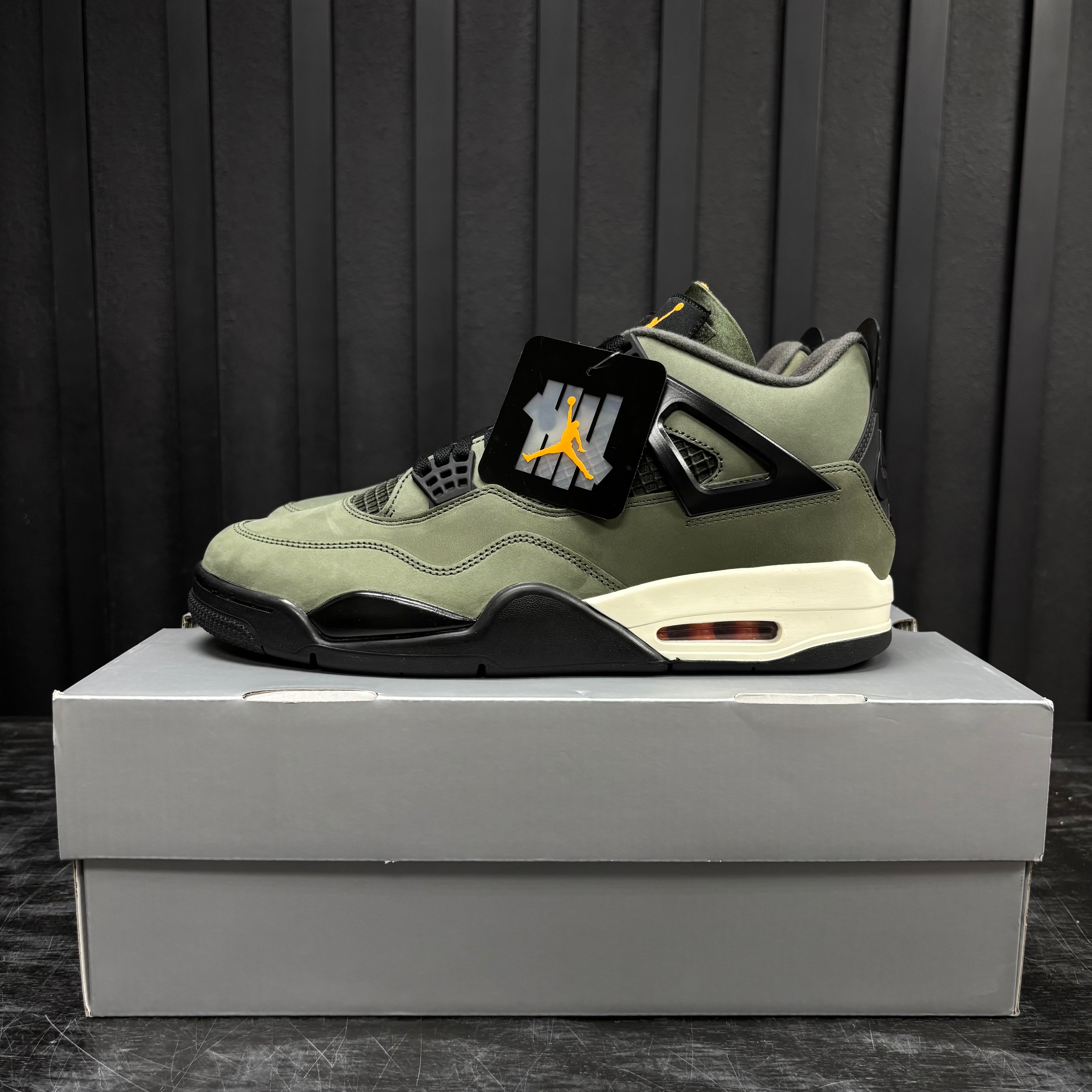 Jordan 4 Retro OG SP Undefeated (2025) - Used - 4443