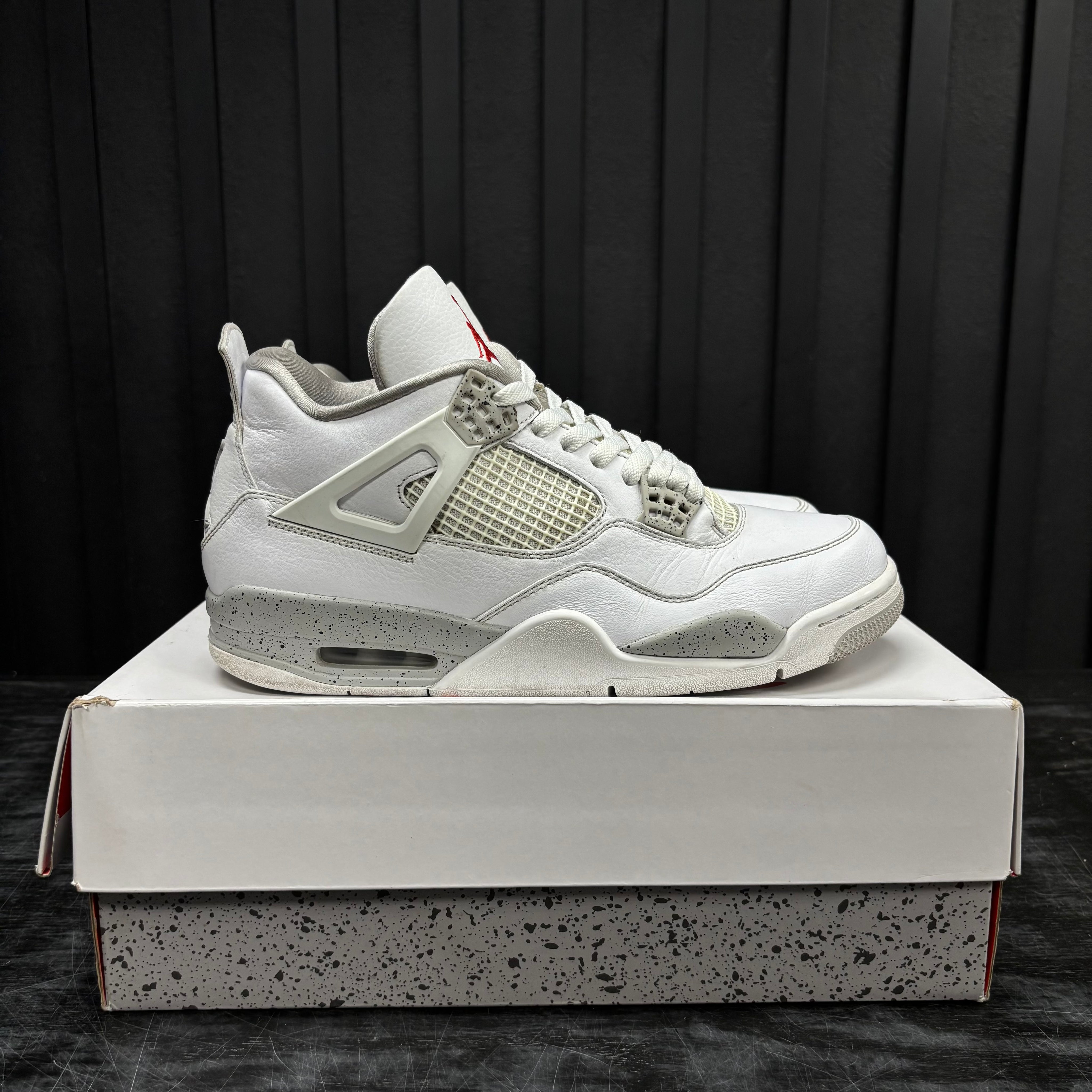 Jordan 4 Retro White Oreo (2021) - Used - 4445