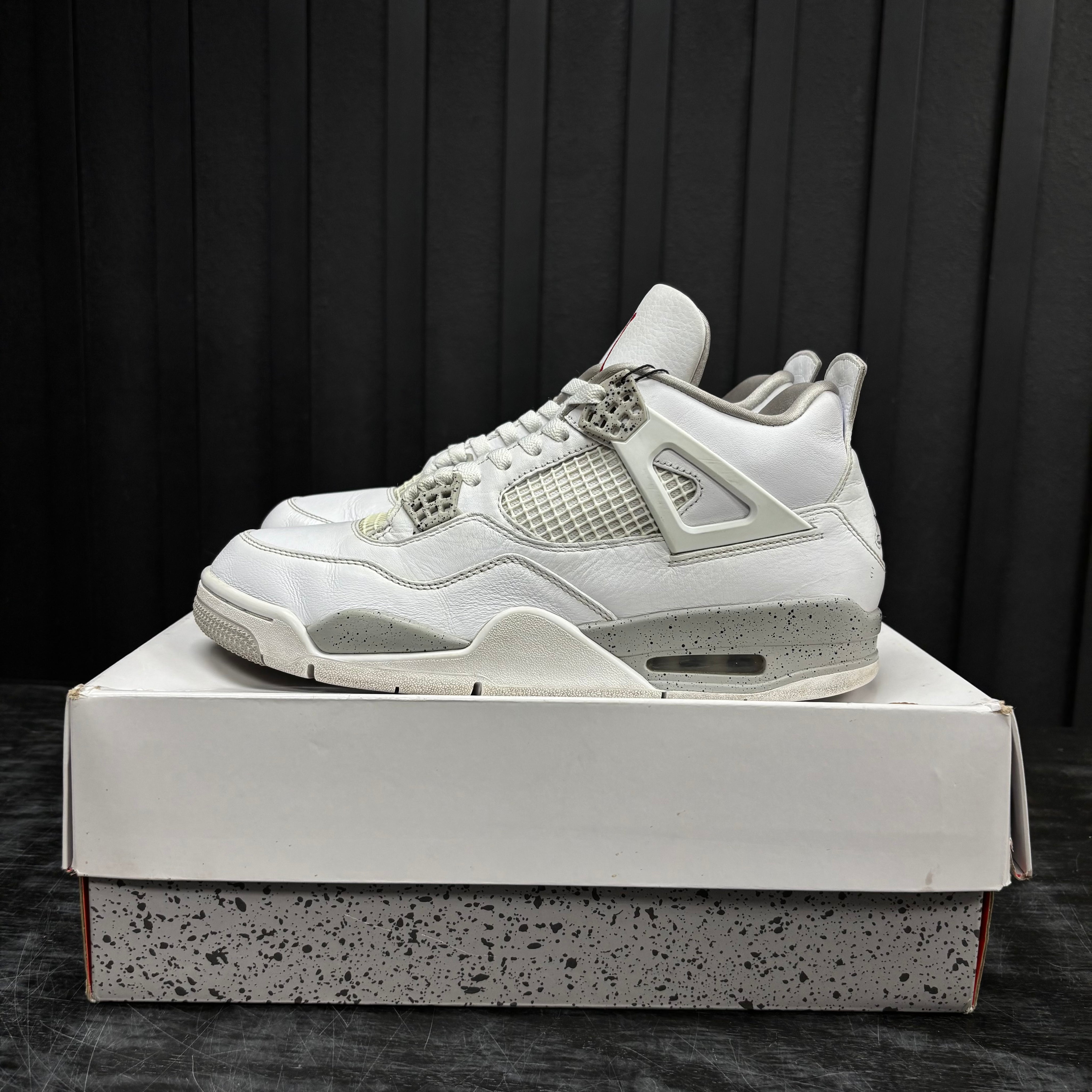 Jordan 4 Retro White Oreo (2021) - Used - 4445