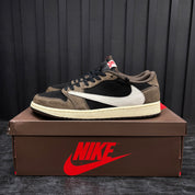 Jordan 1 Retro Low OG SP Travis Scott Mocha - Used - 3899