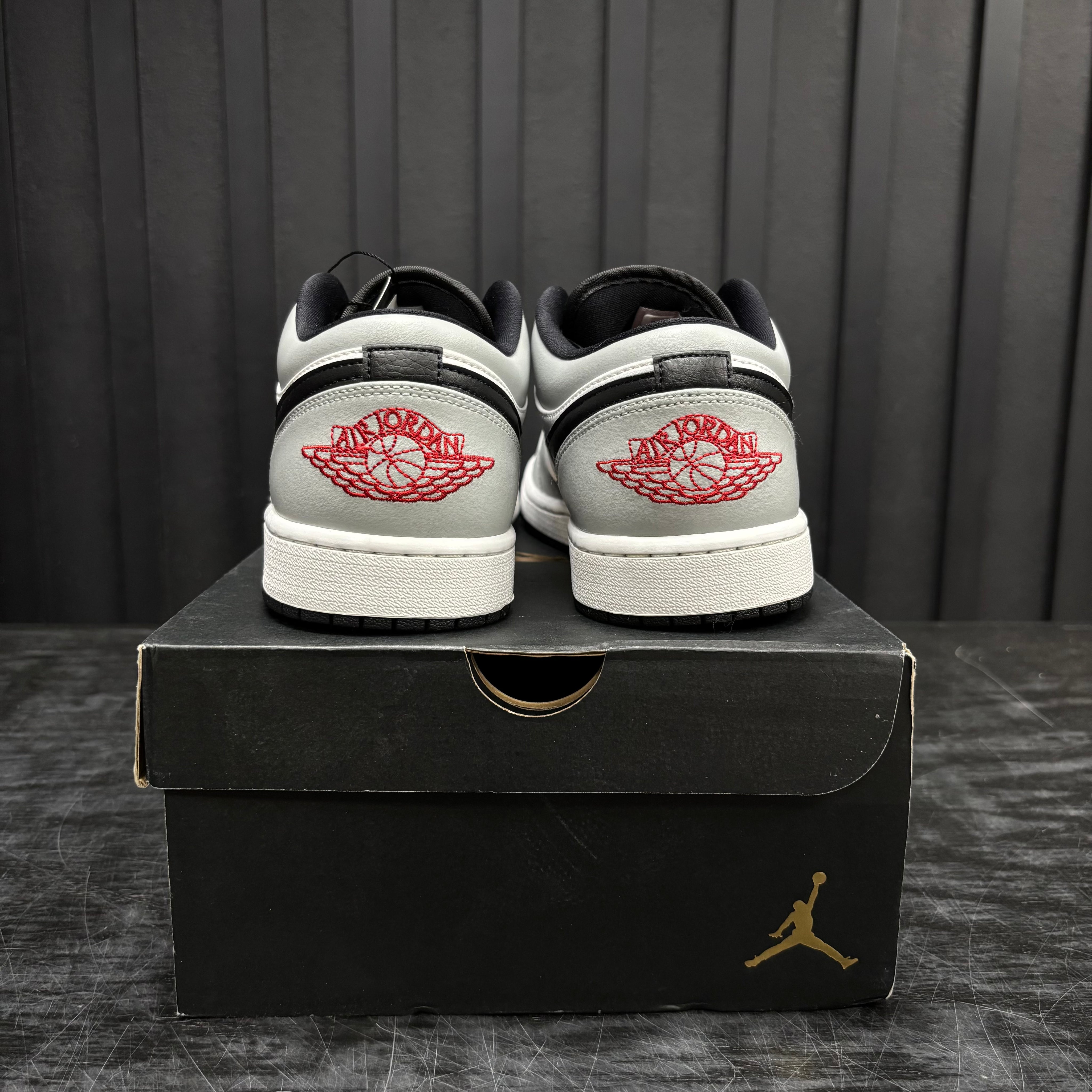 Jordan 1 Low Light Smoke Grey - Used - 3889