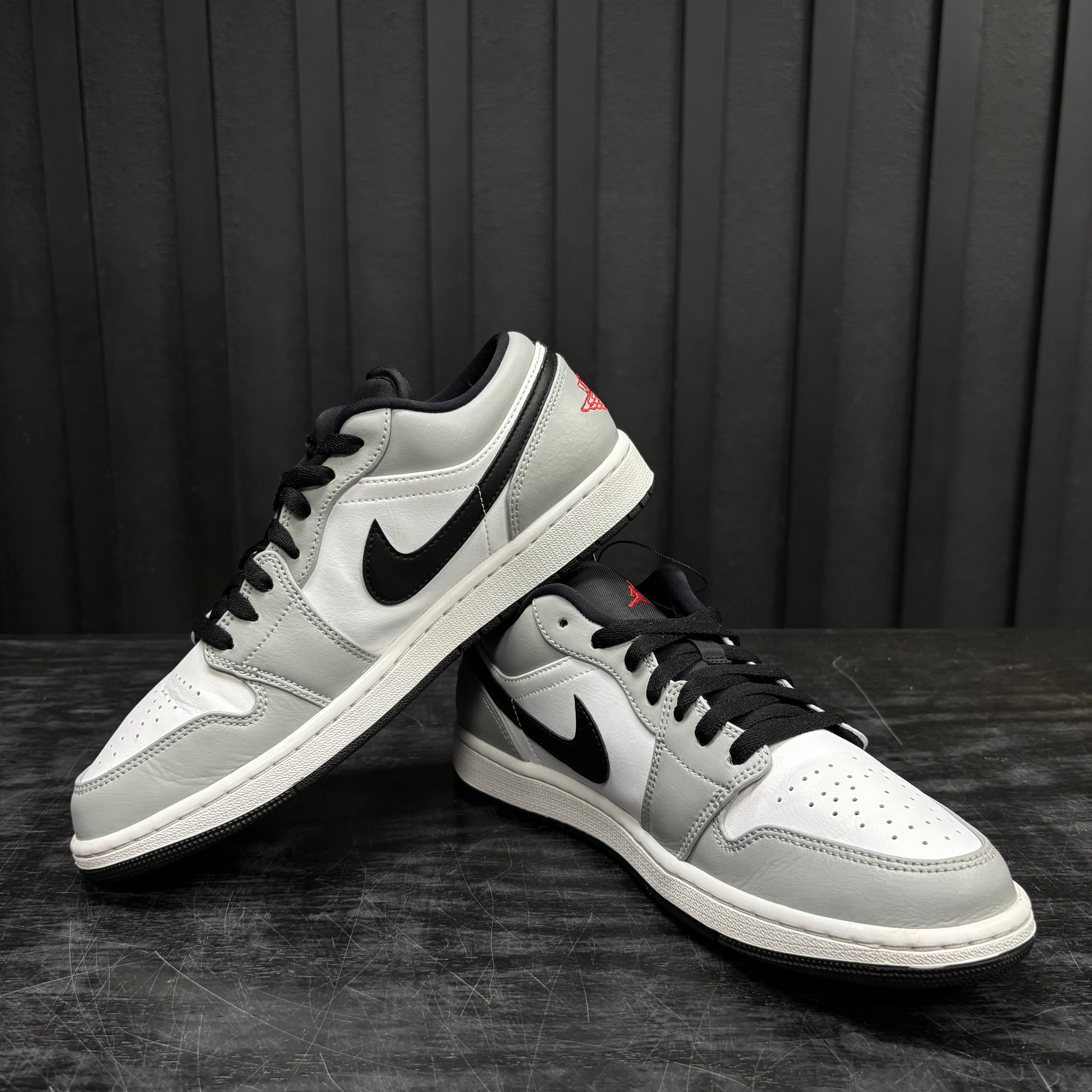 Jordan 1 Low Light Smoke Grey - Used - 3889
