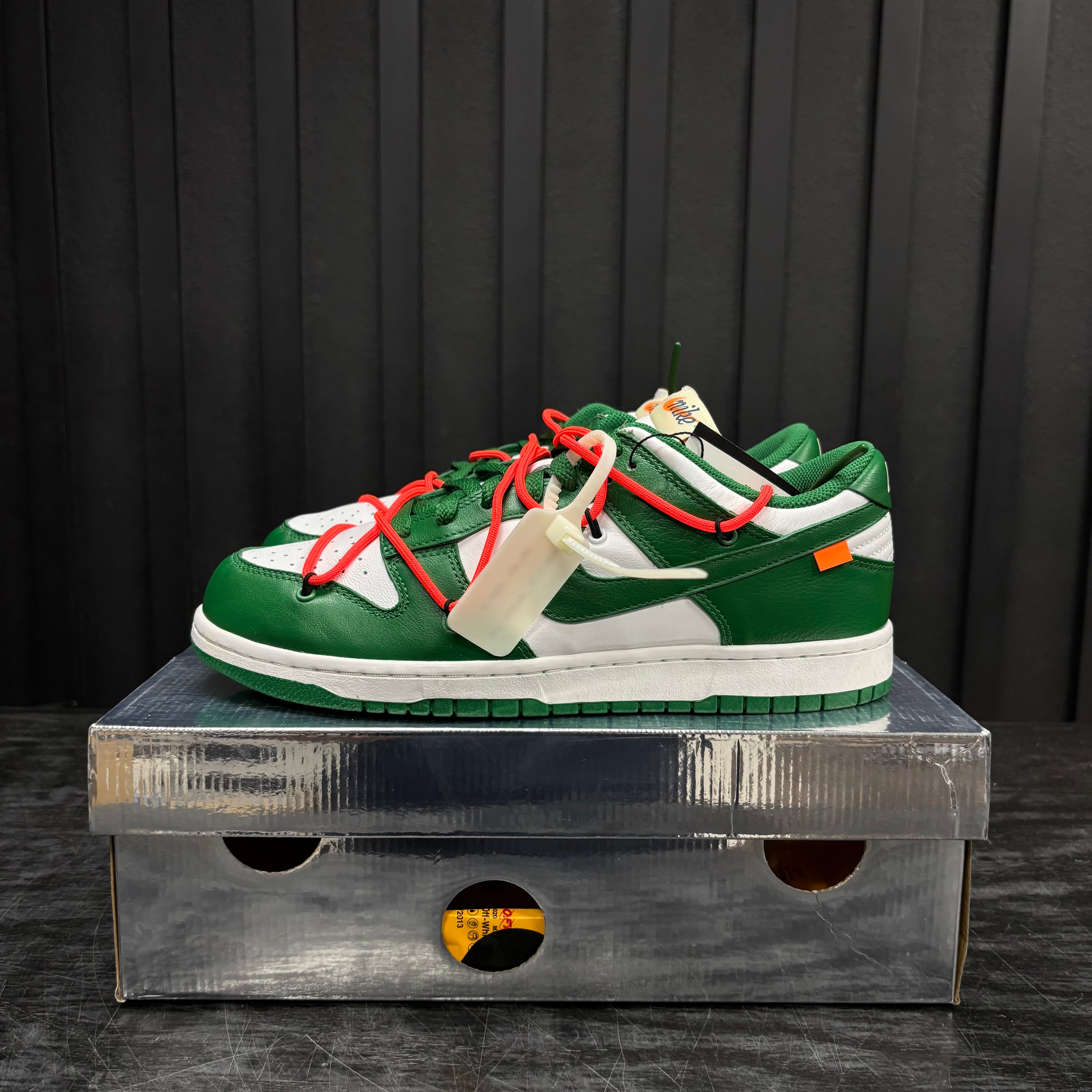 Nike Dunk Low Off-White Pine Green - Used - 4441
