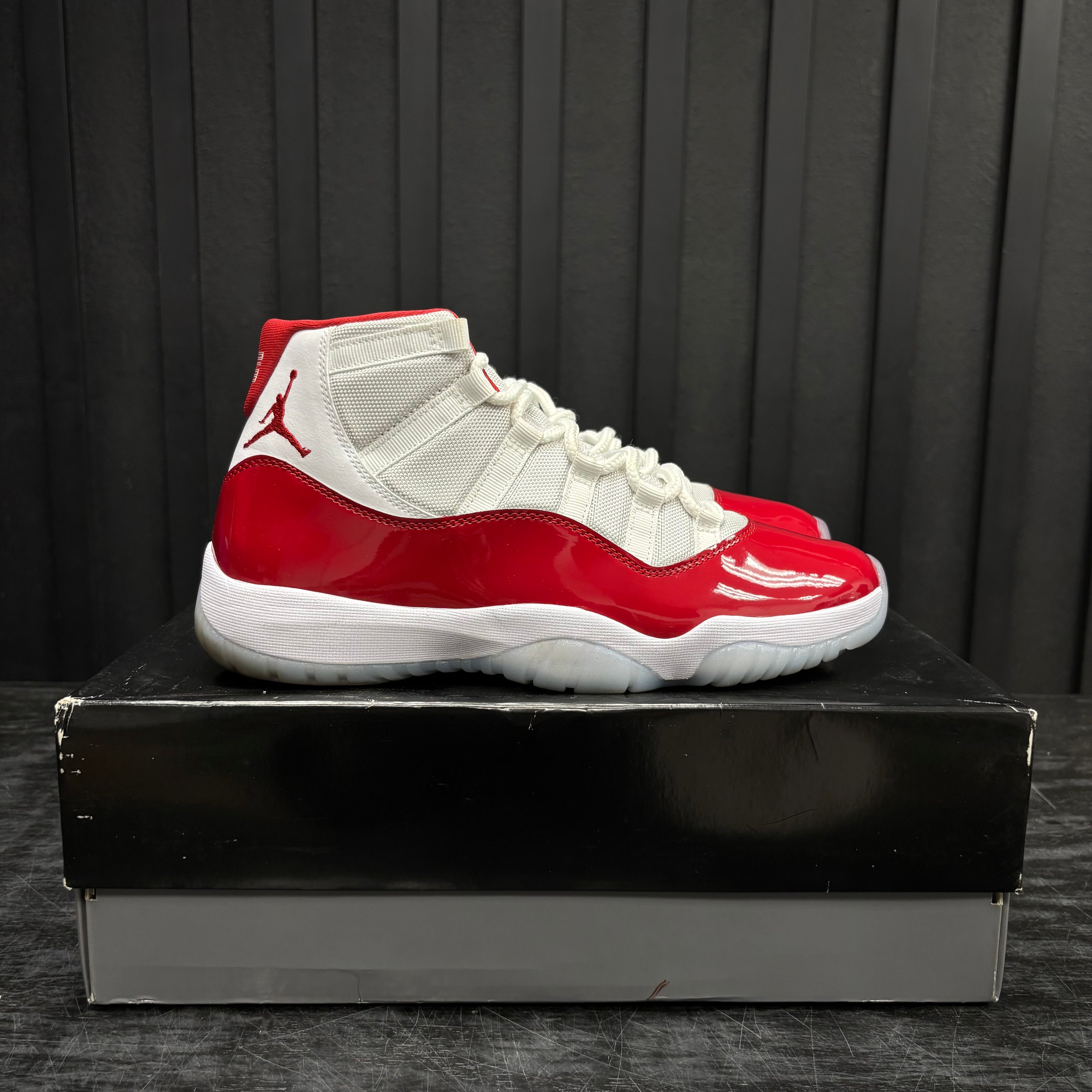 Jordan 11 Retro Cherry (2022) - Used - 4493