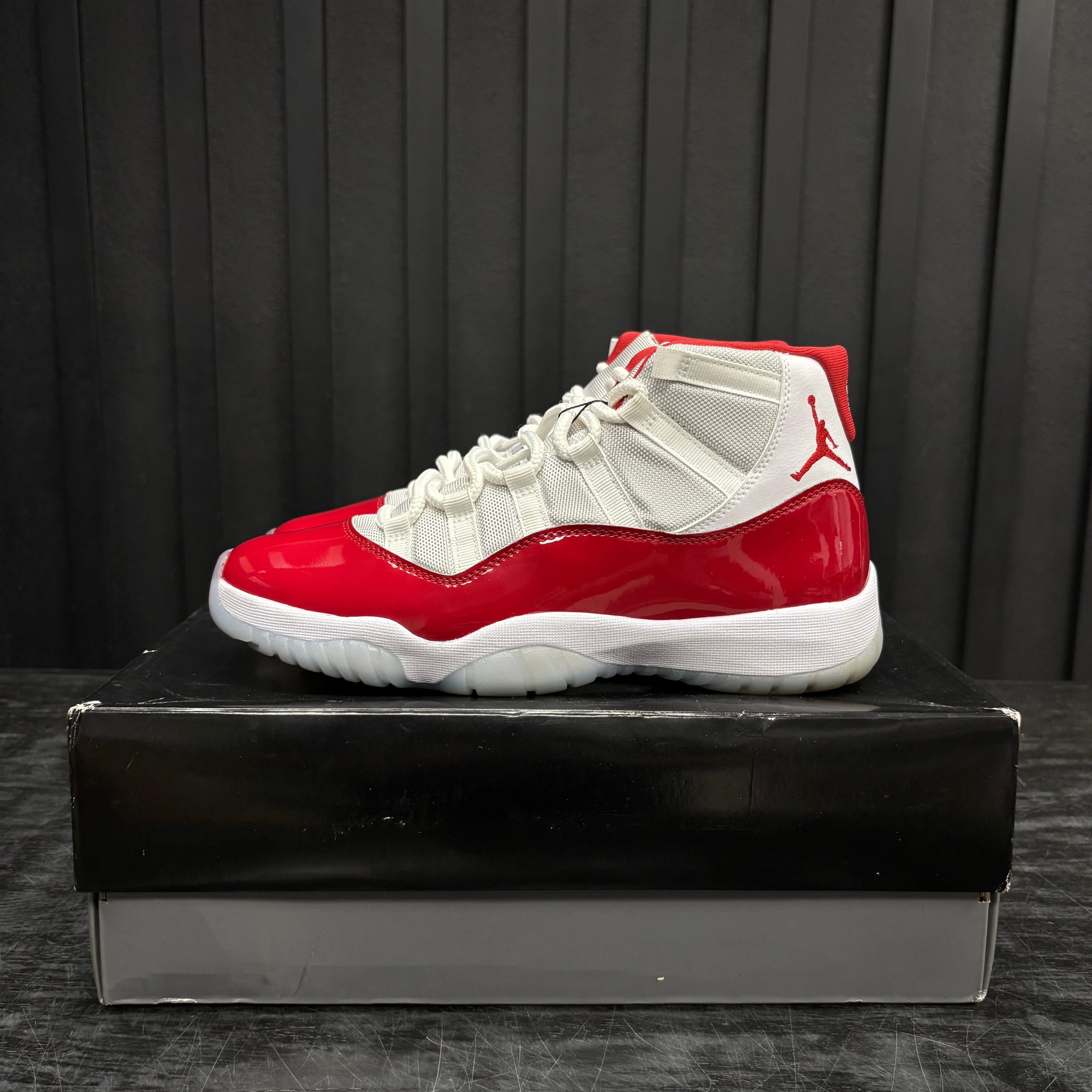 Jordan 11 Retro Cherry (2022) - Used - 4493