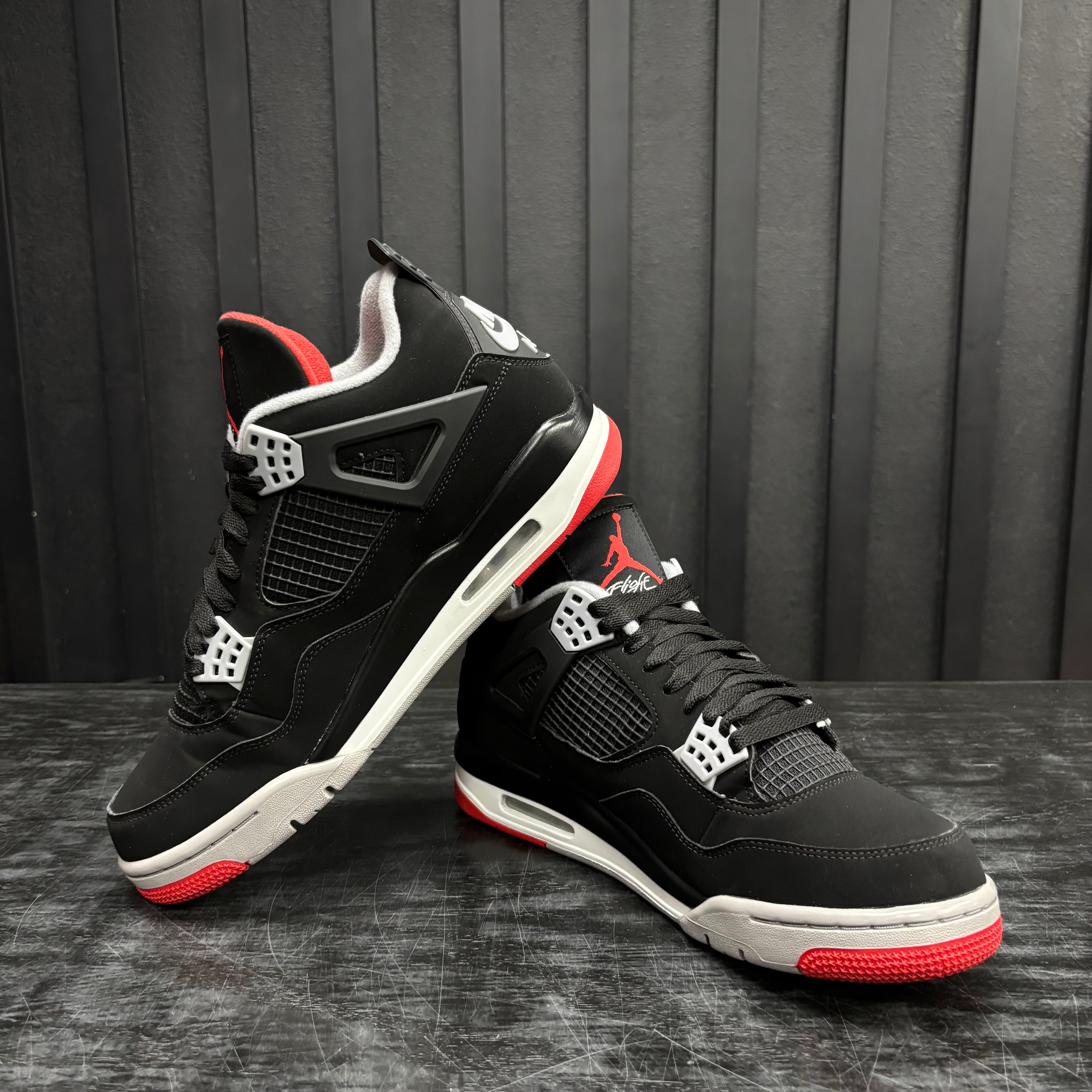 Jordan 4 Retro Bred (2019) - Used - 3895