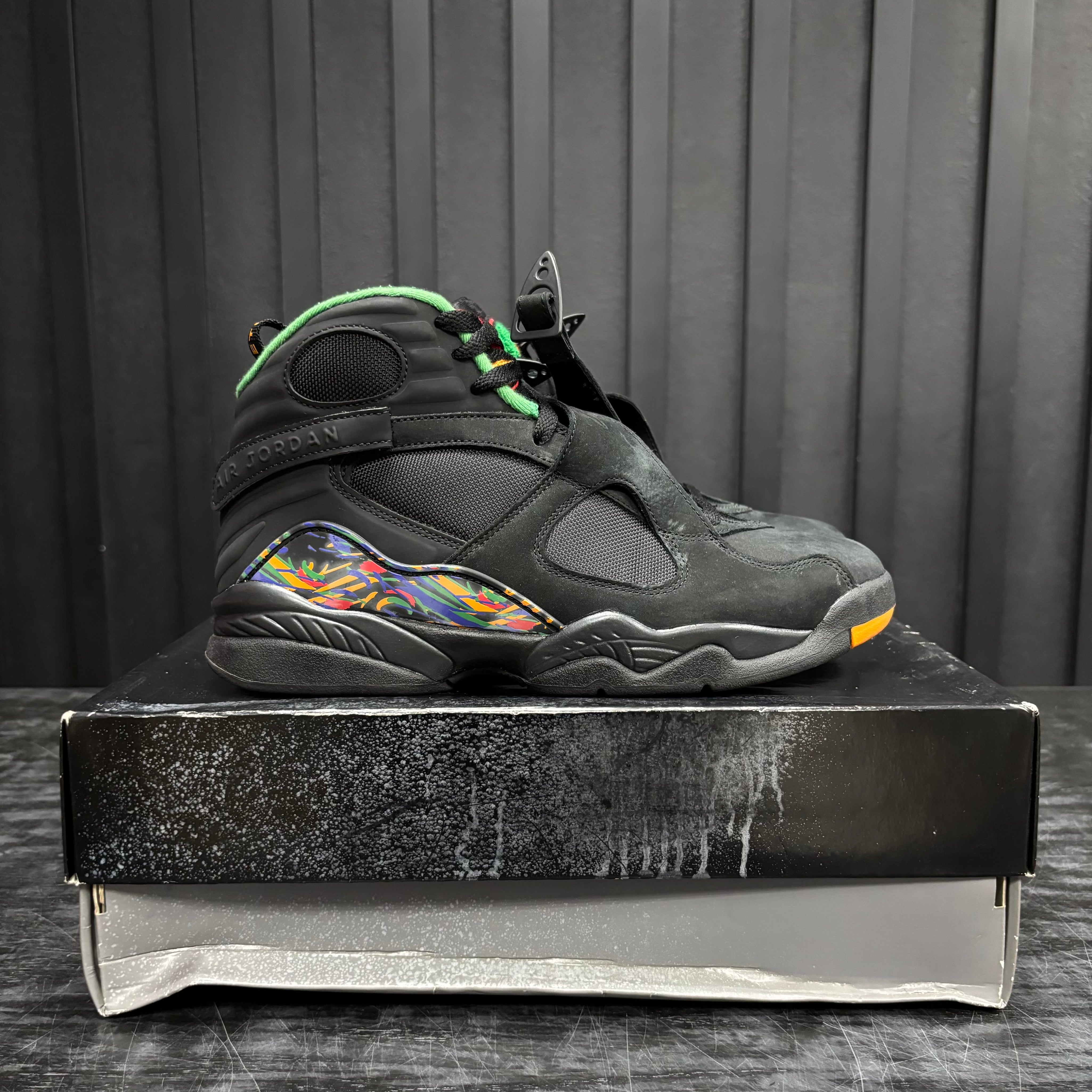 Jordan 8 Retro Tinker Air Raid - Used - 4497