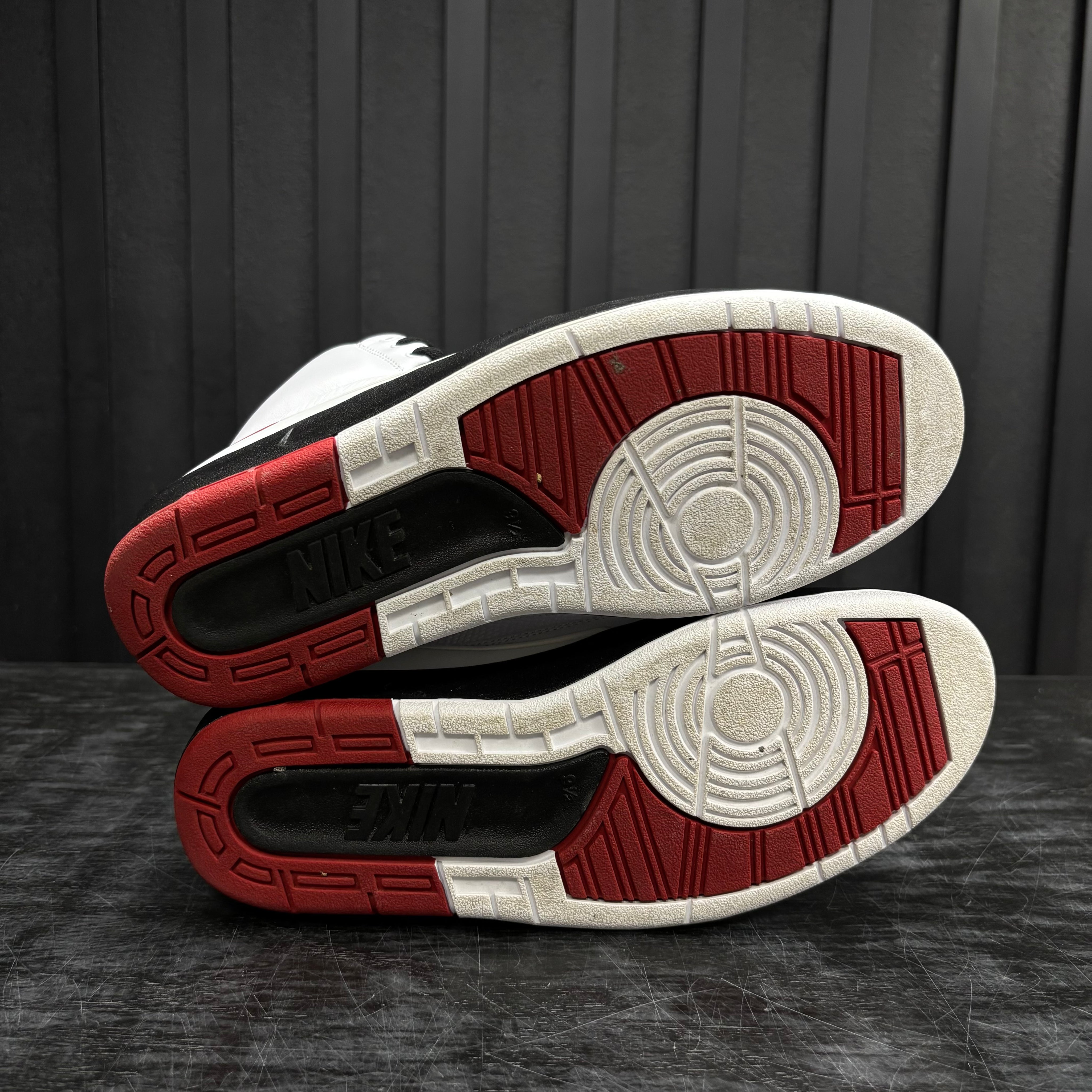 Jordan 2 Retro OG Chicago (2022) - Used - 4490