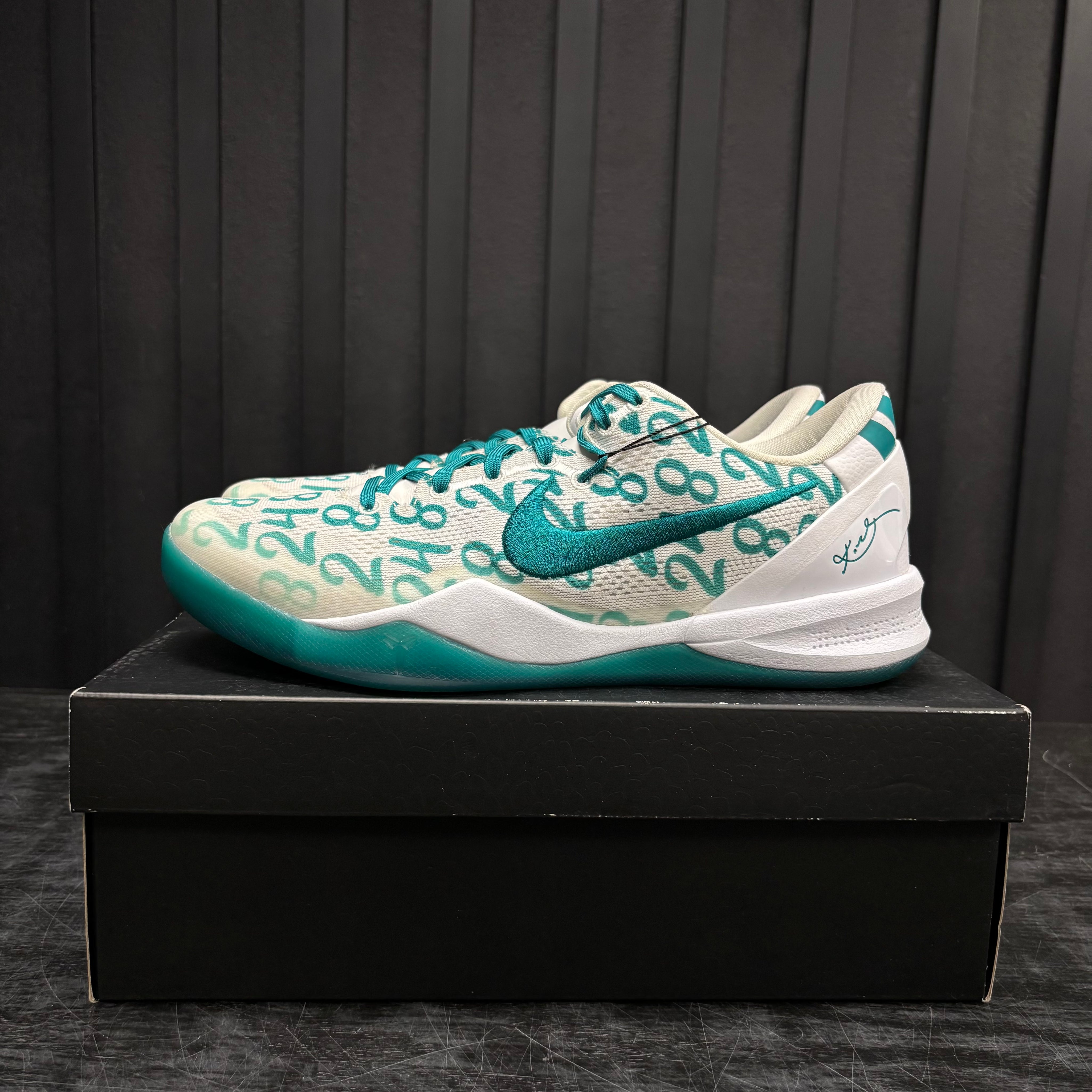 Nike Kobe 8 Protro Radiant Emerald - Used - 1961