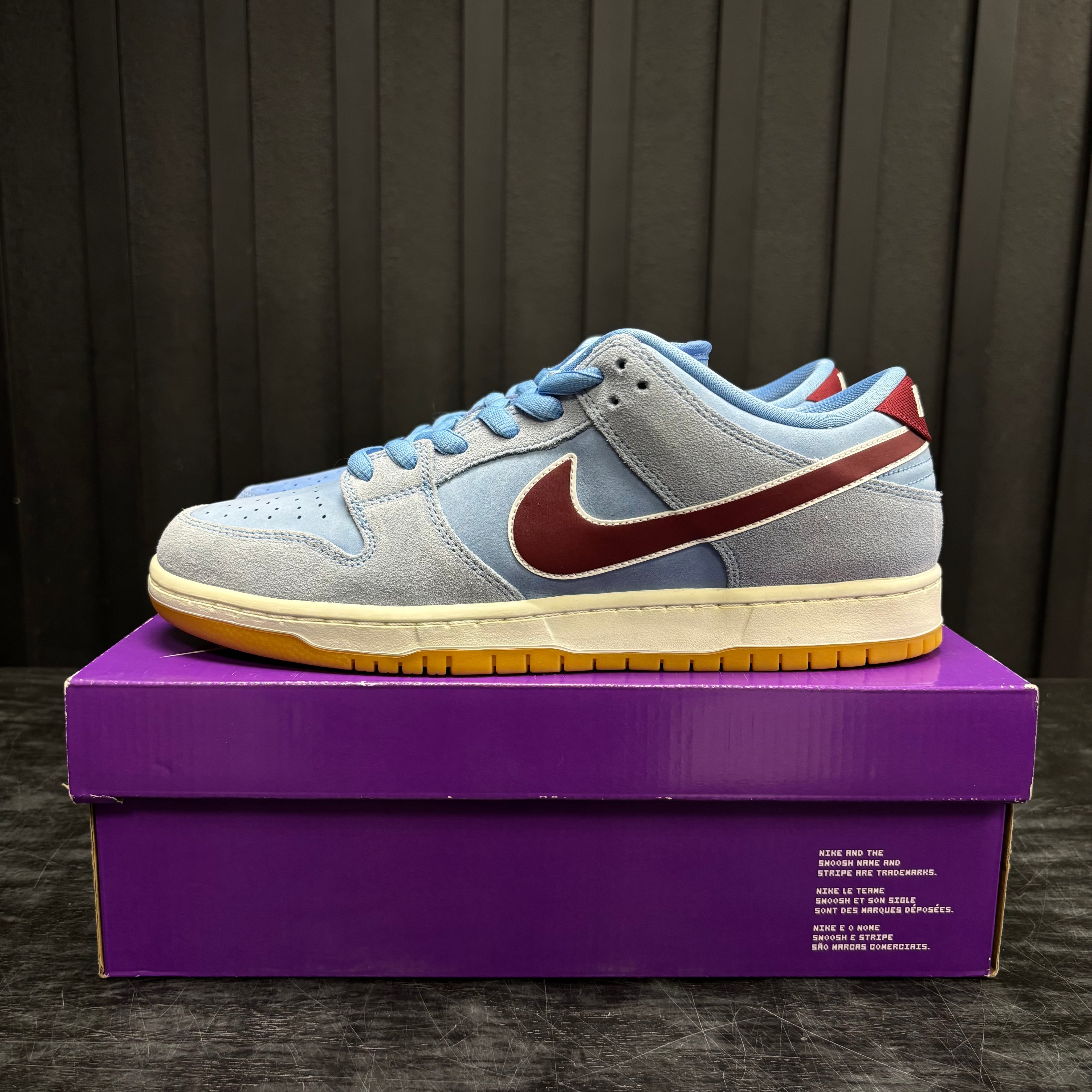 Nike SB Dunk Low Philadelphia Phillies - New W/ Defect - 1957