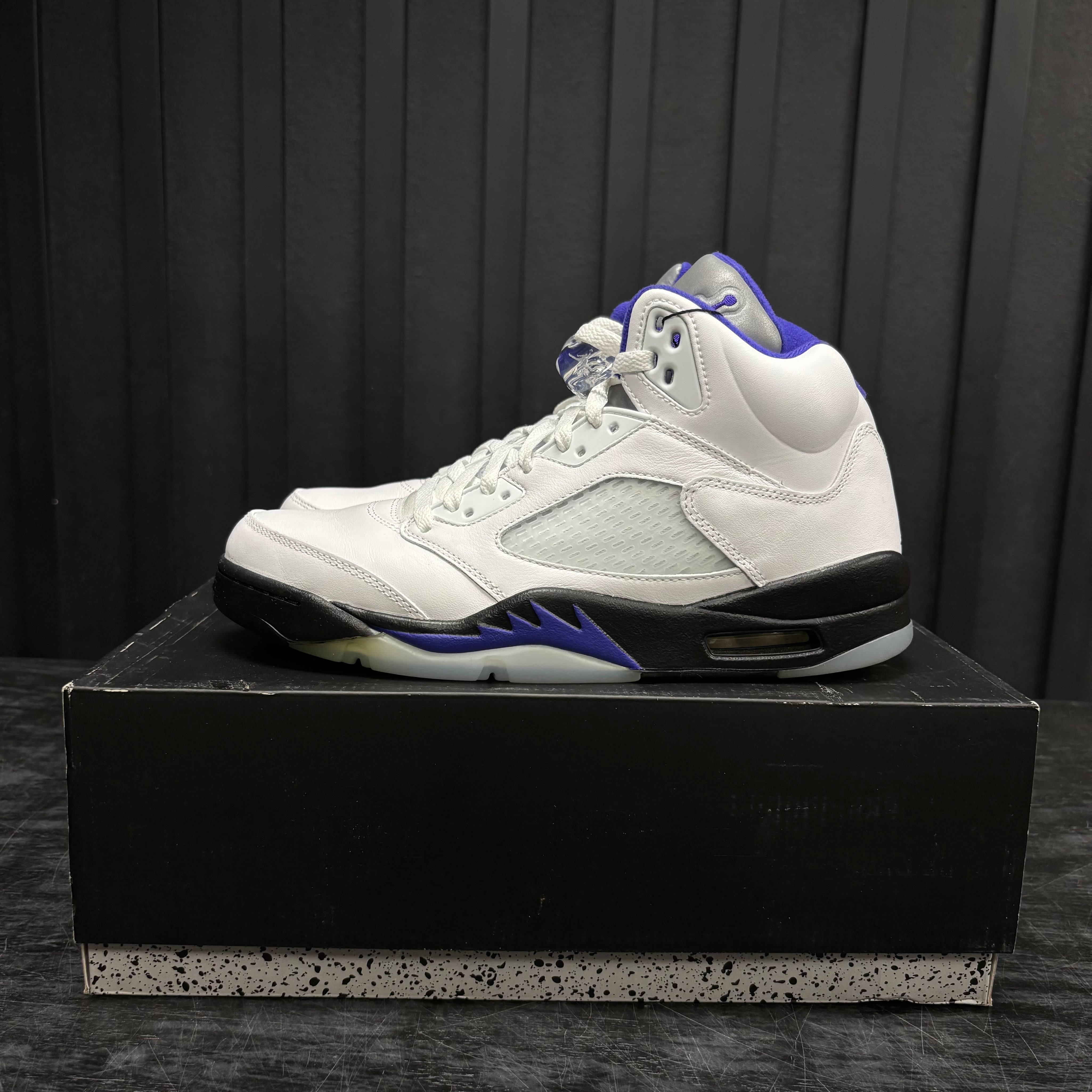 Jordan 5 Retro Dark Concord - Used - 4498