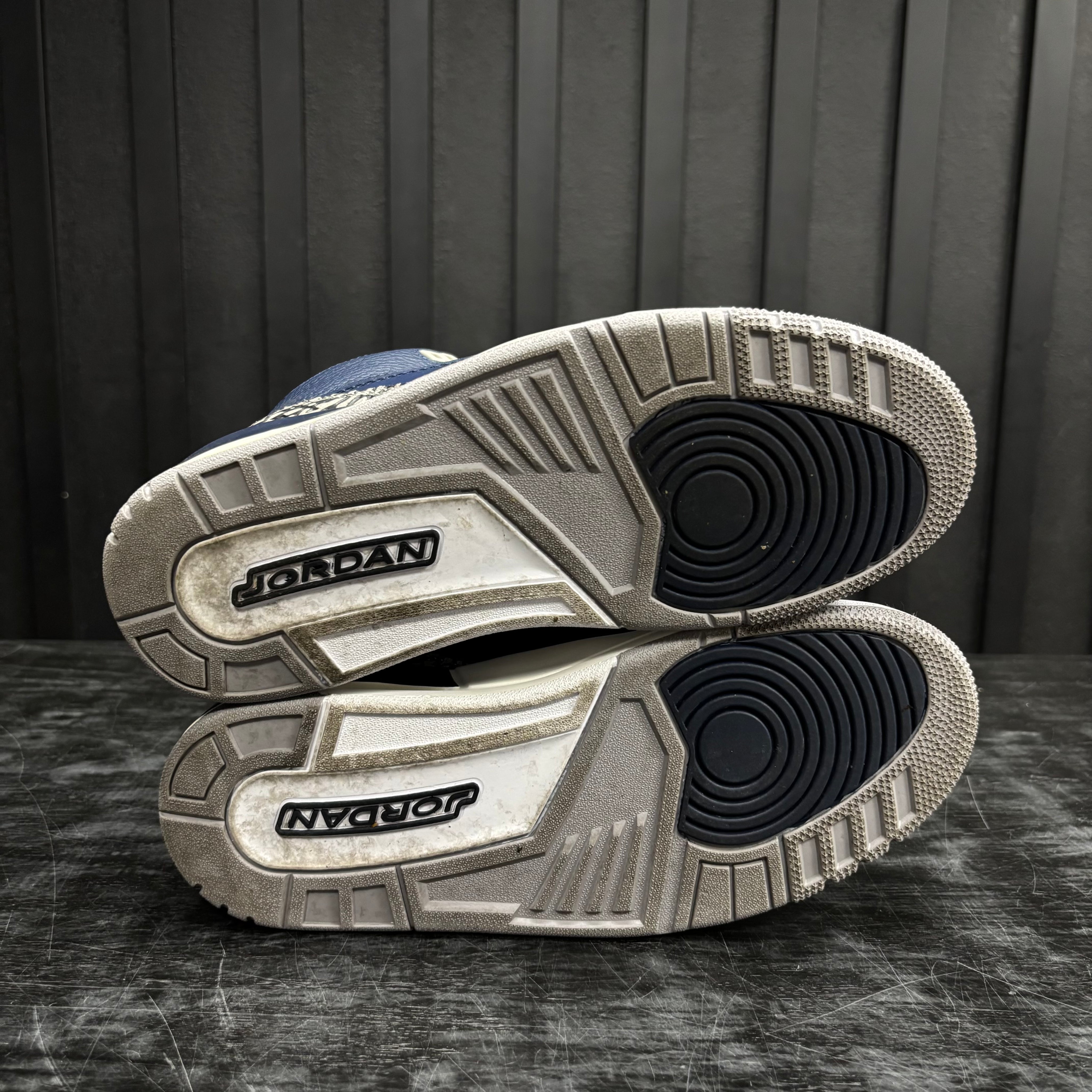Jordan 3 Retro Georgetown (2021) - Used - 4529