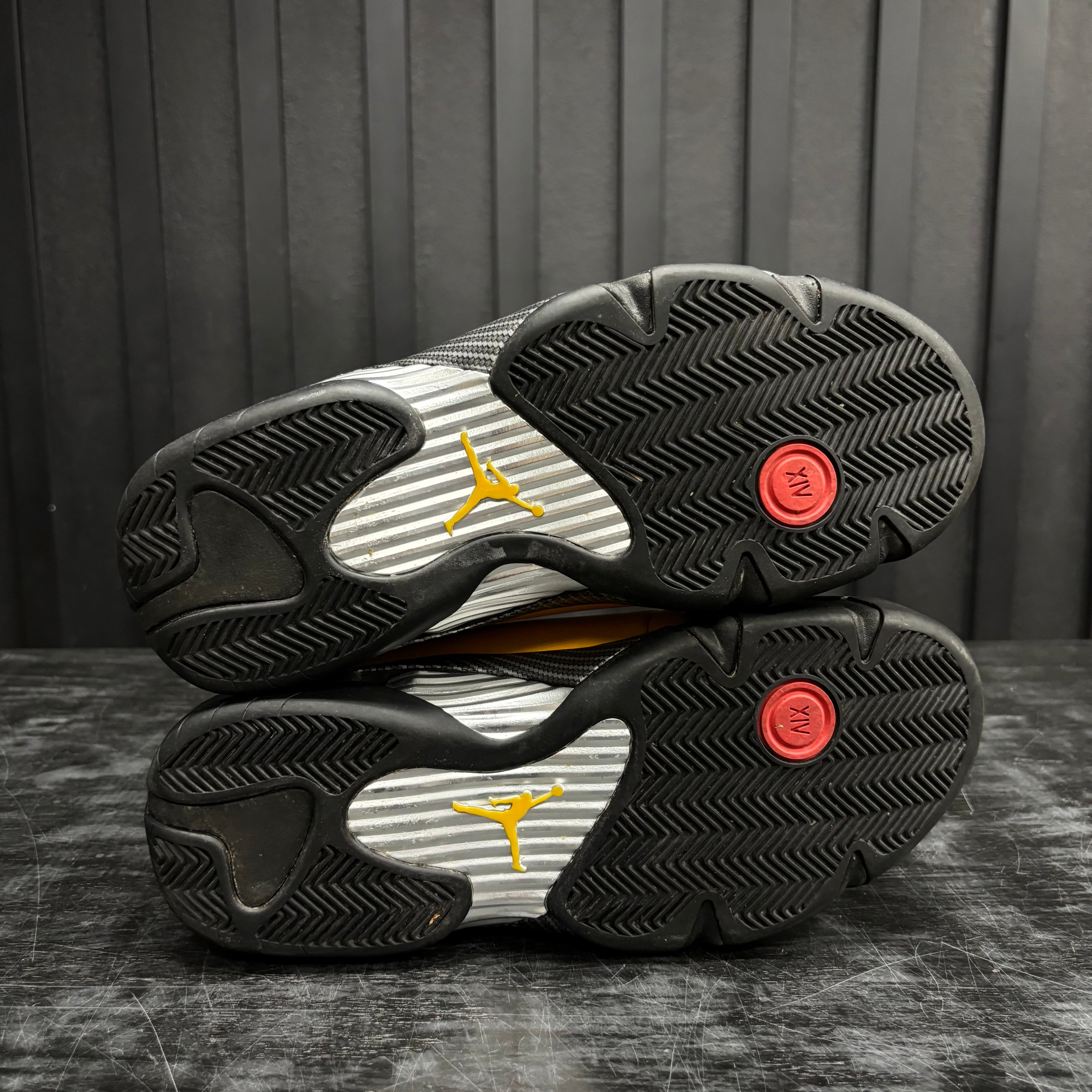 Jordan 14 Retro University Gold - Used - 4467