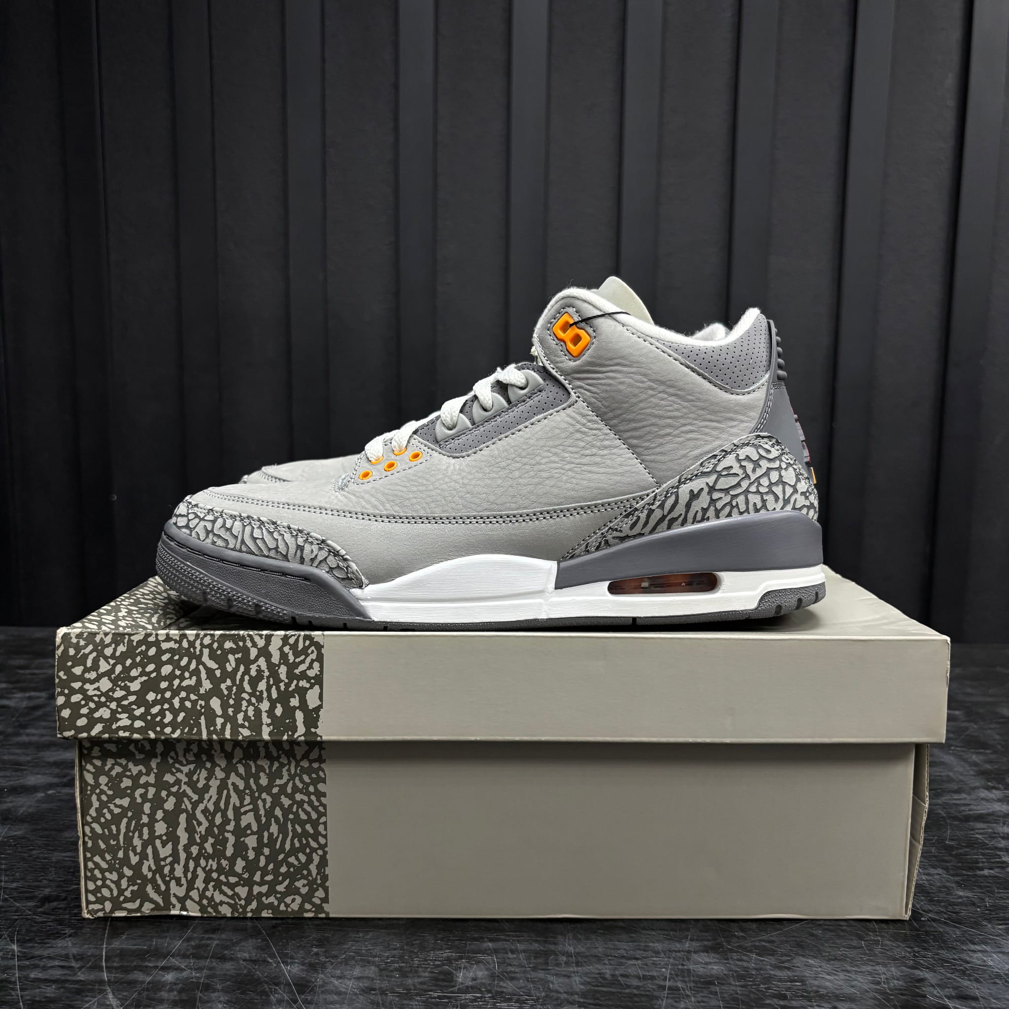 Jordan 3 Retro Cool Grey (2021) - Used - 4523