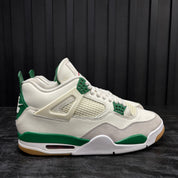 Jordan 4 Retro SB Pine Green - Used - 3893