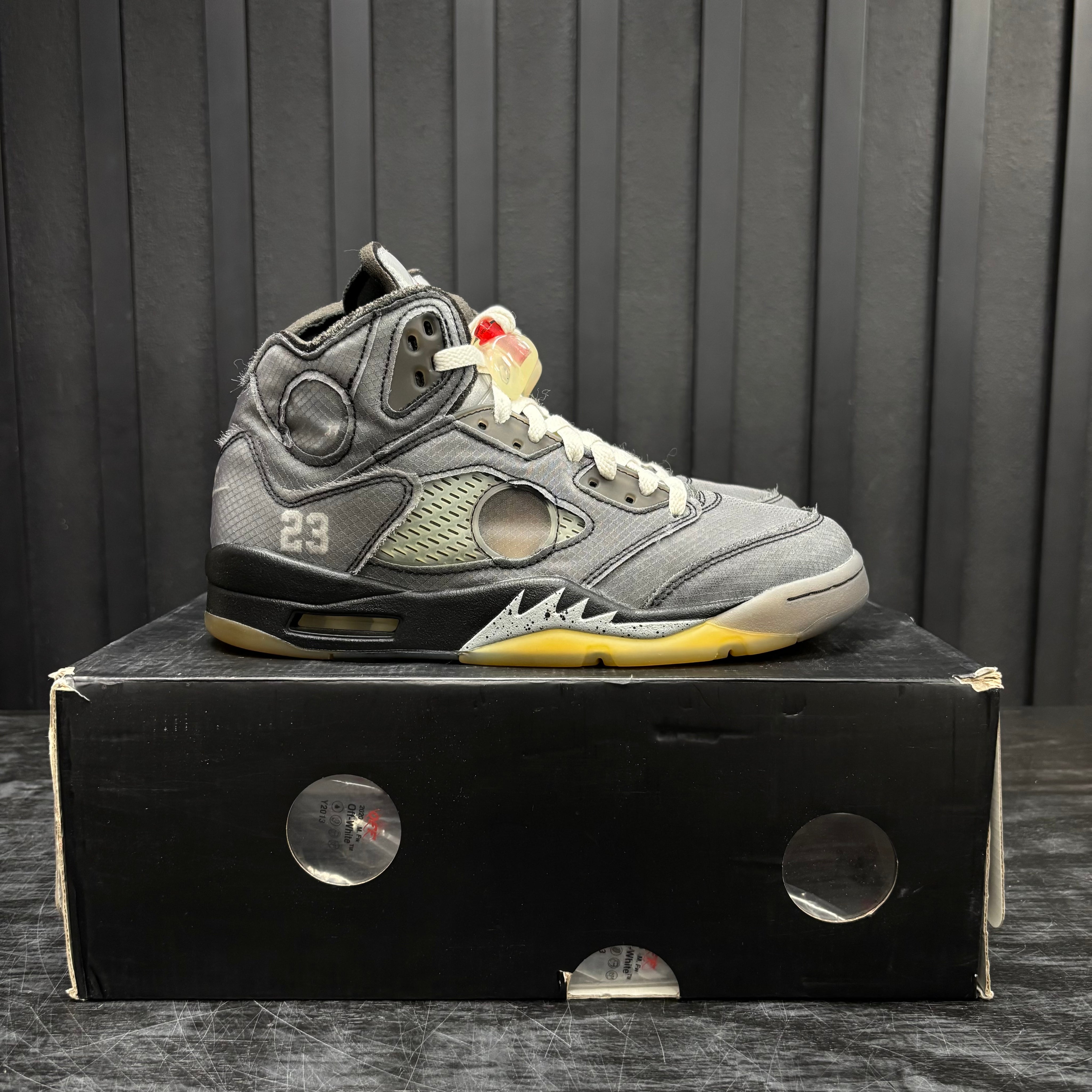 Jordan 5 Retro Off-White Muslin - Used - 1966
