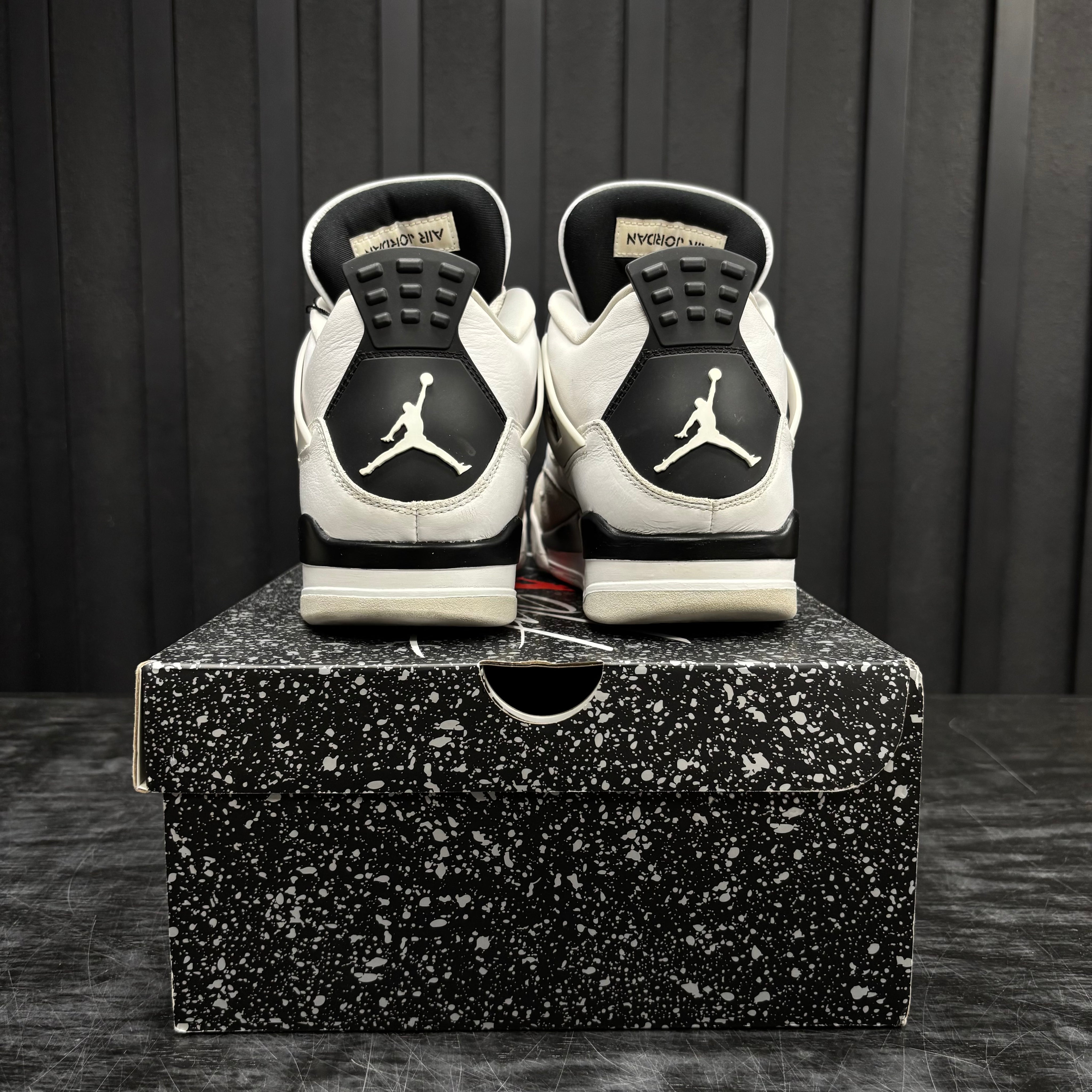 Jordan 4 Retro Military Black - Used - 3887