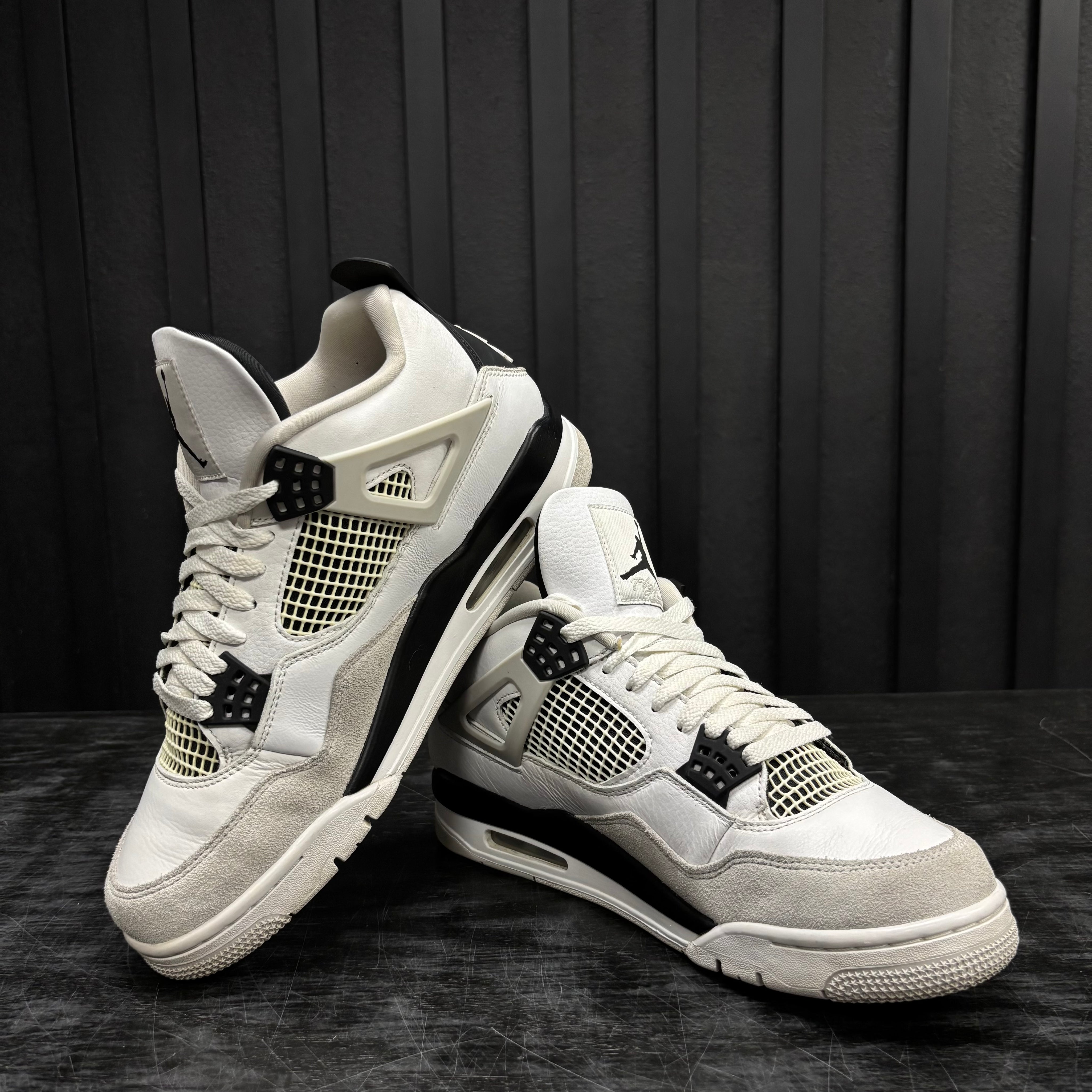 Jordan 4 Retro Military Black - Used - 3887