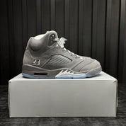 Jordan 5 Retro Wolf Grey (2026) - Used - 3903
