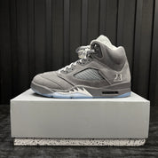 Jordan 5 Retro Wolf Grey (2026) - Used - 3903