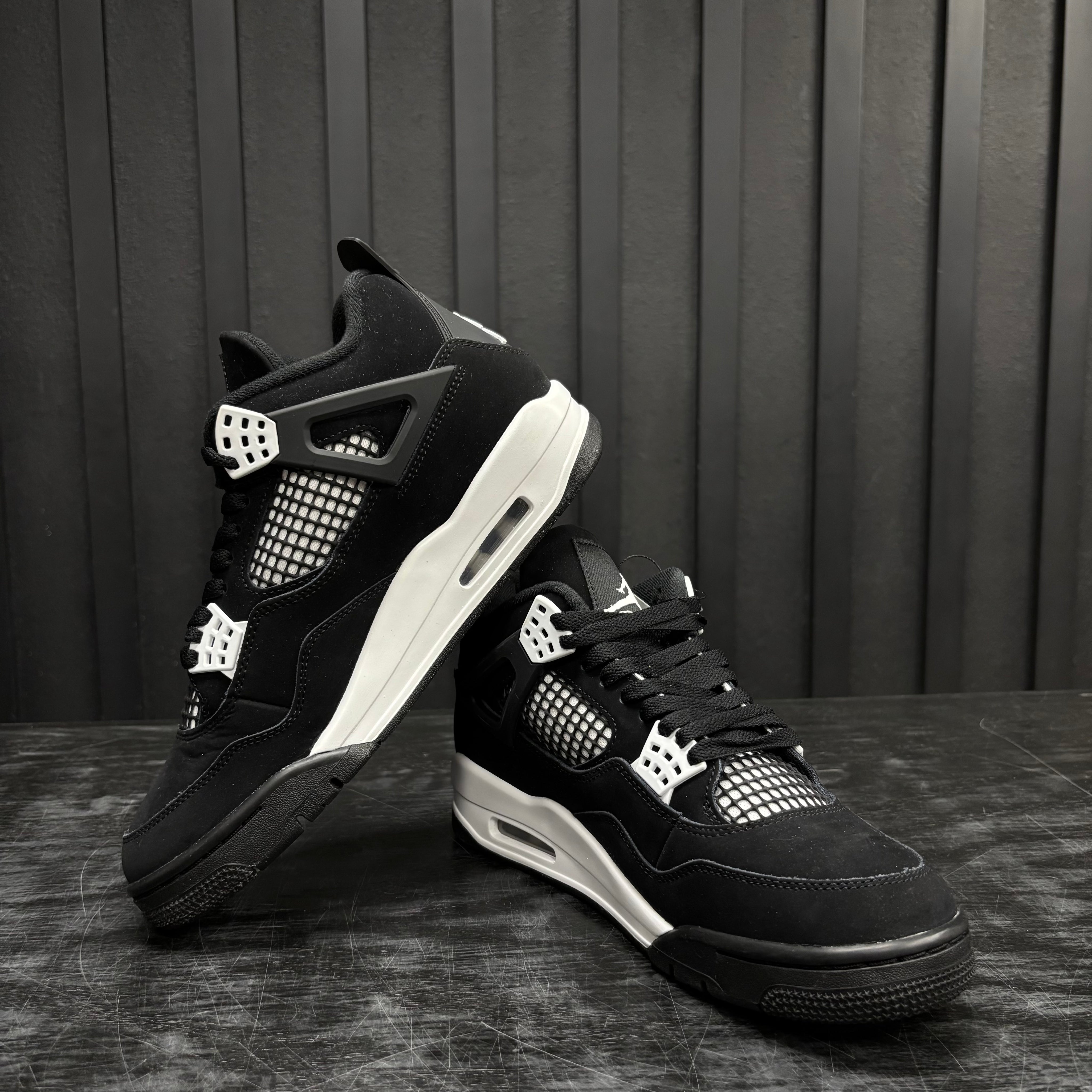 Jordan 4 Retro White Thunder - Used - 1967