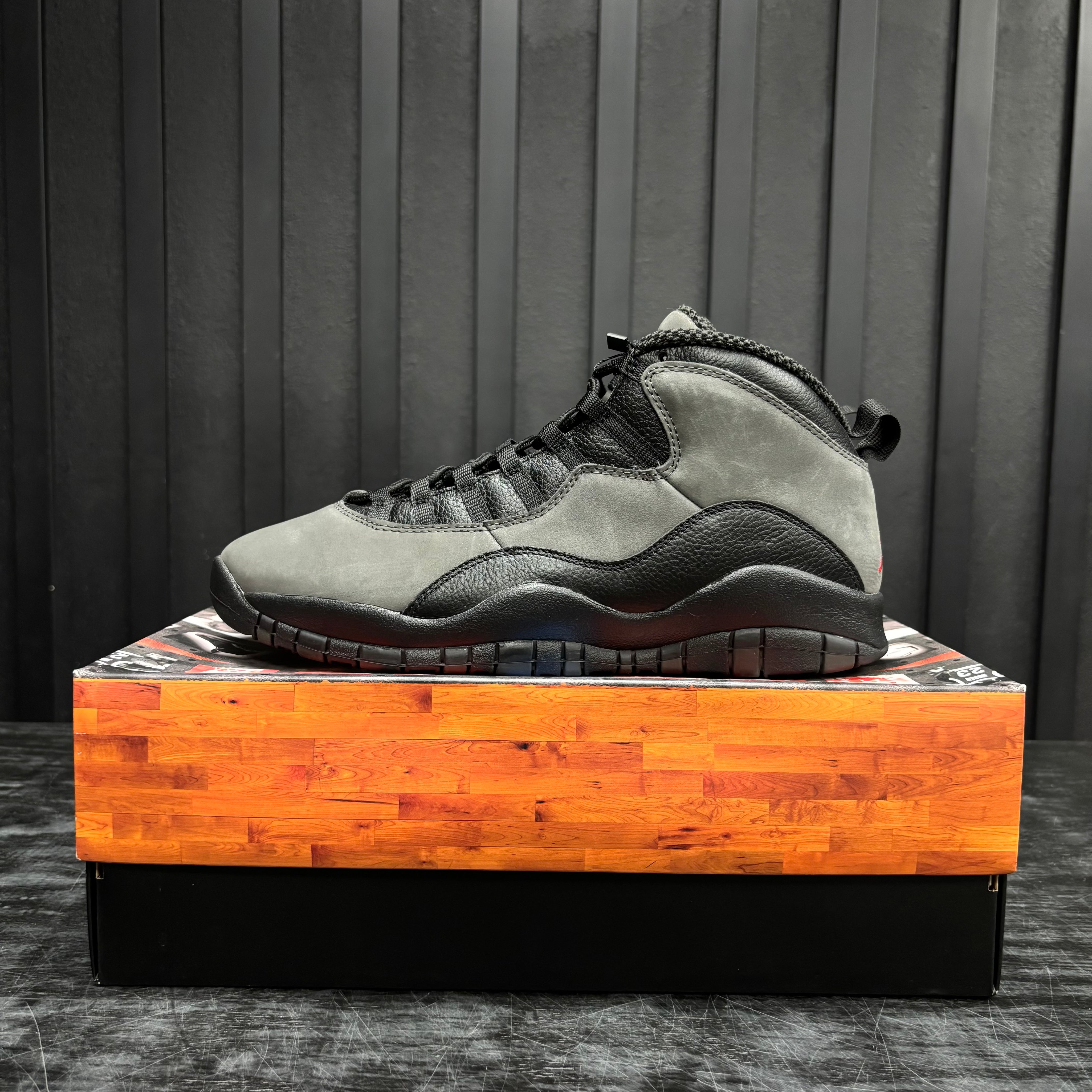 Jordan 10 Retro Shadow (2025) - Used - 3908