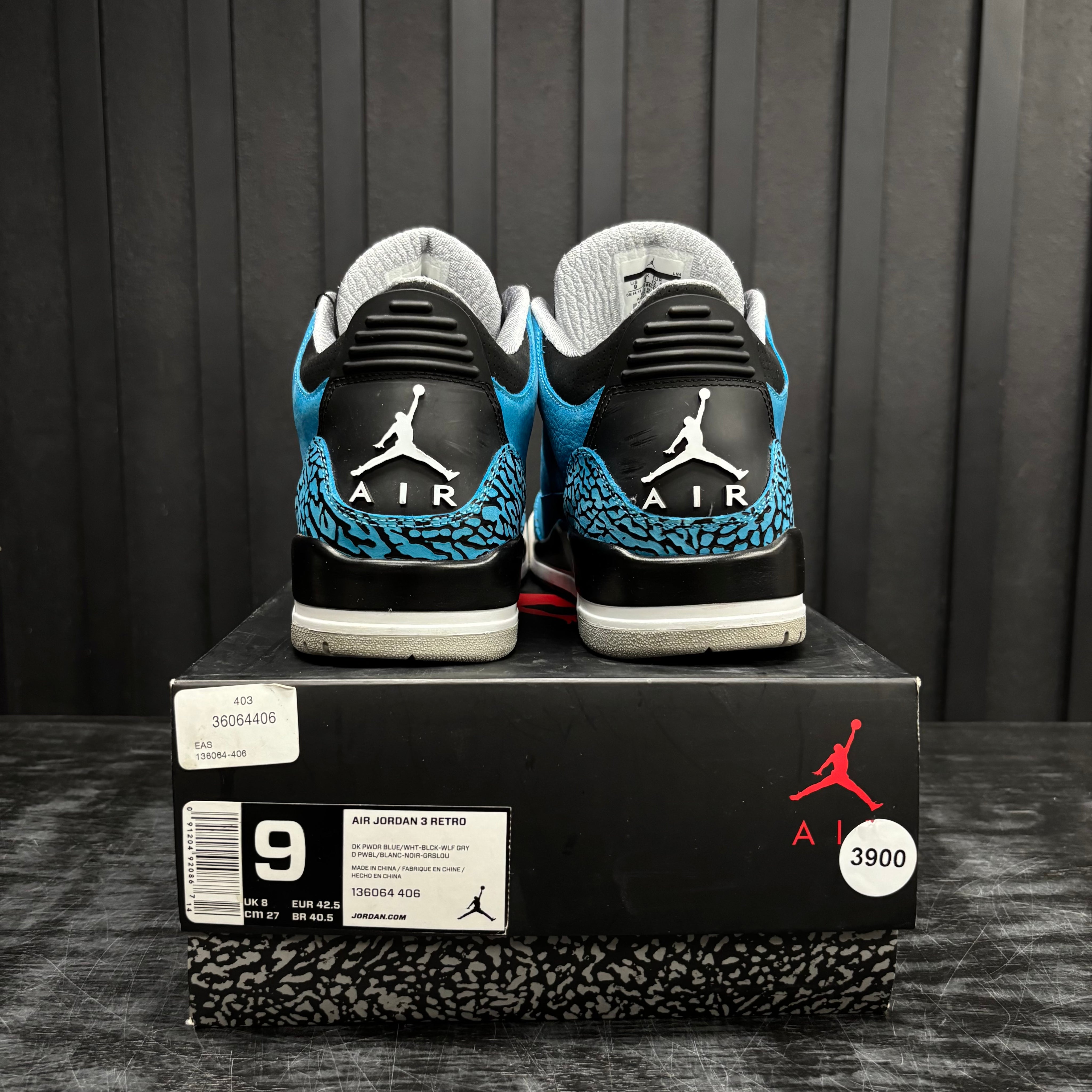 Jordan 3 Retro Powder Blue - Used - 3900