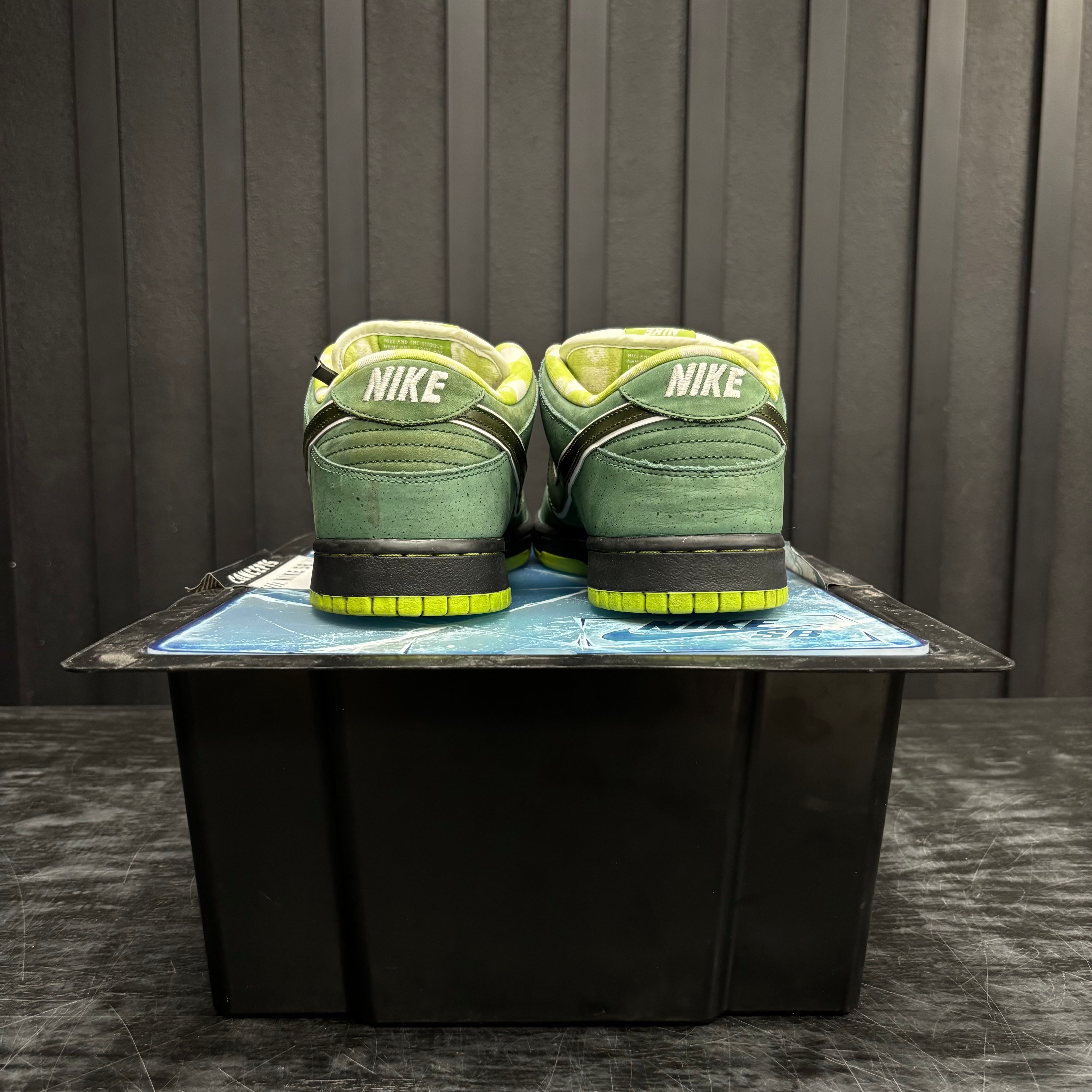 Nike SB Dunk Low Concepts Green Lobster (Special Box) - Used - 4545