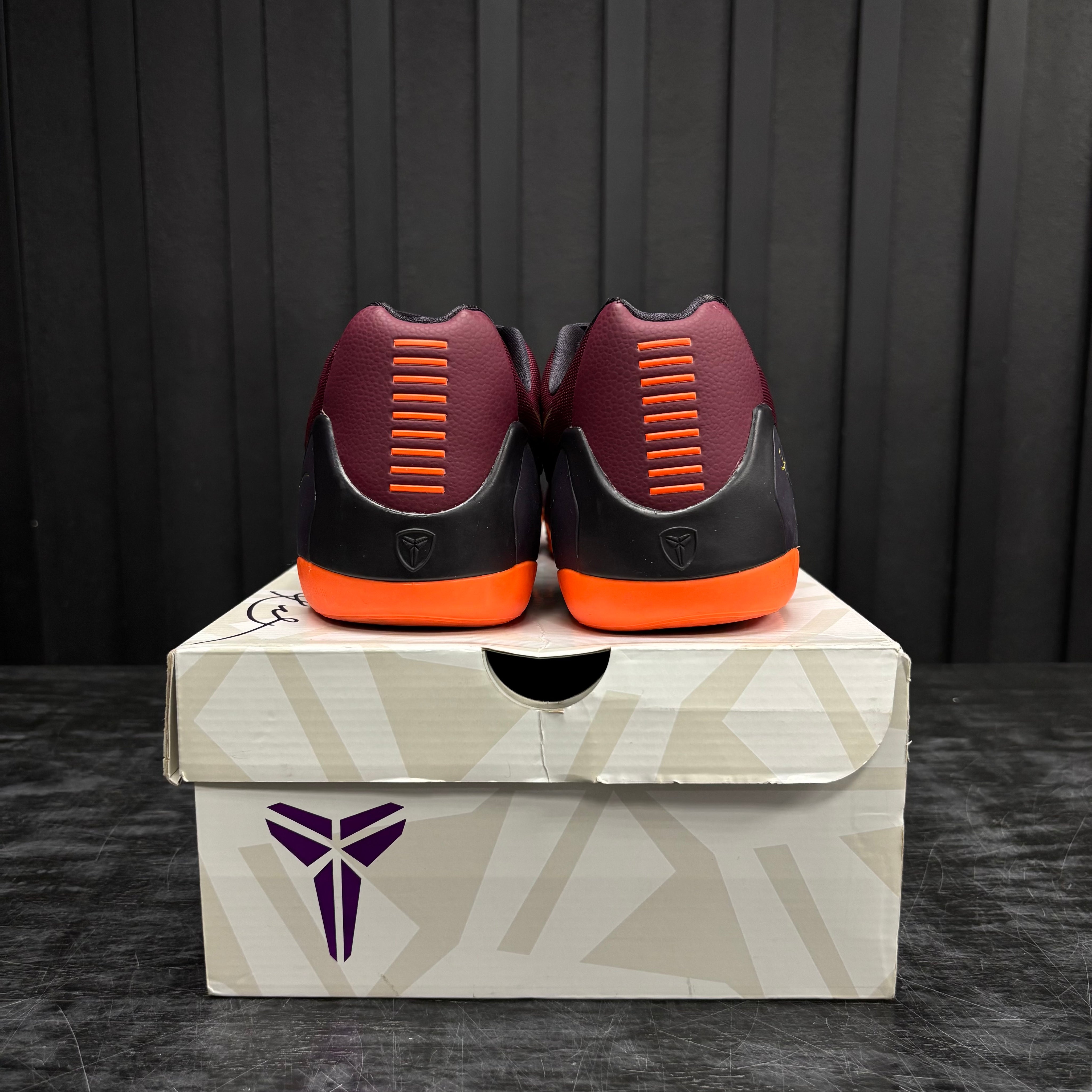 Nike Kobe 9 EM Deep Garnet - Used - 3916