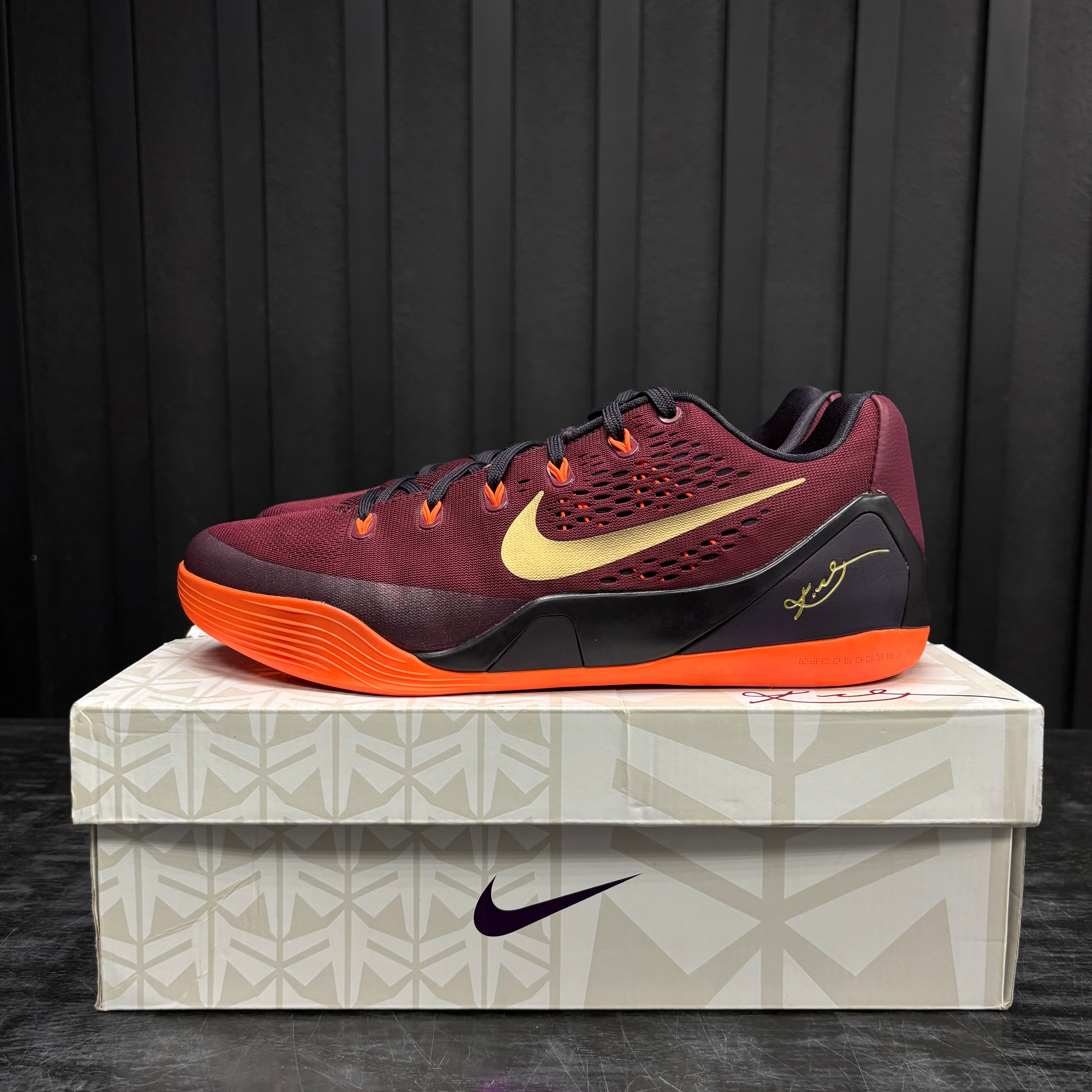 Nike Kobe 9 EM Deep Garnet - Used - 3916
