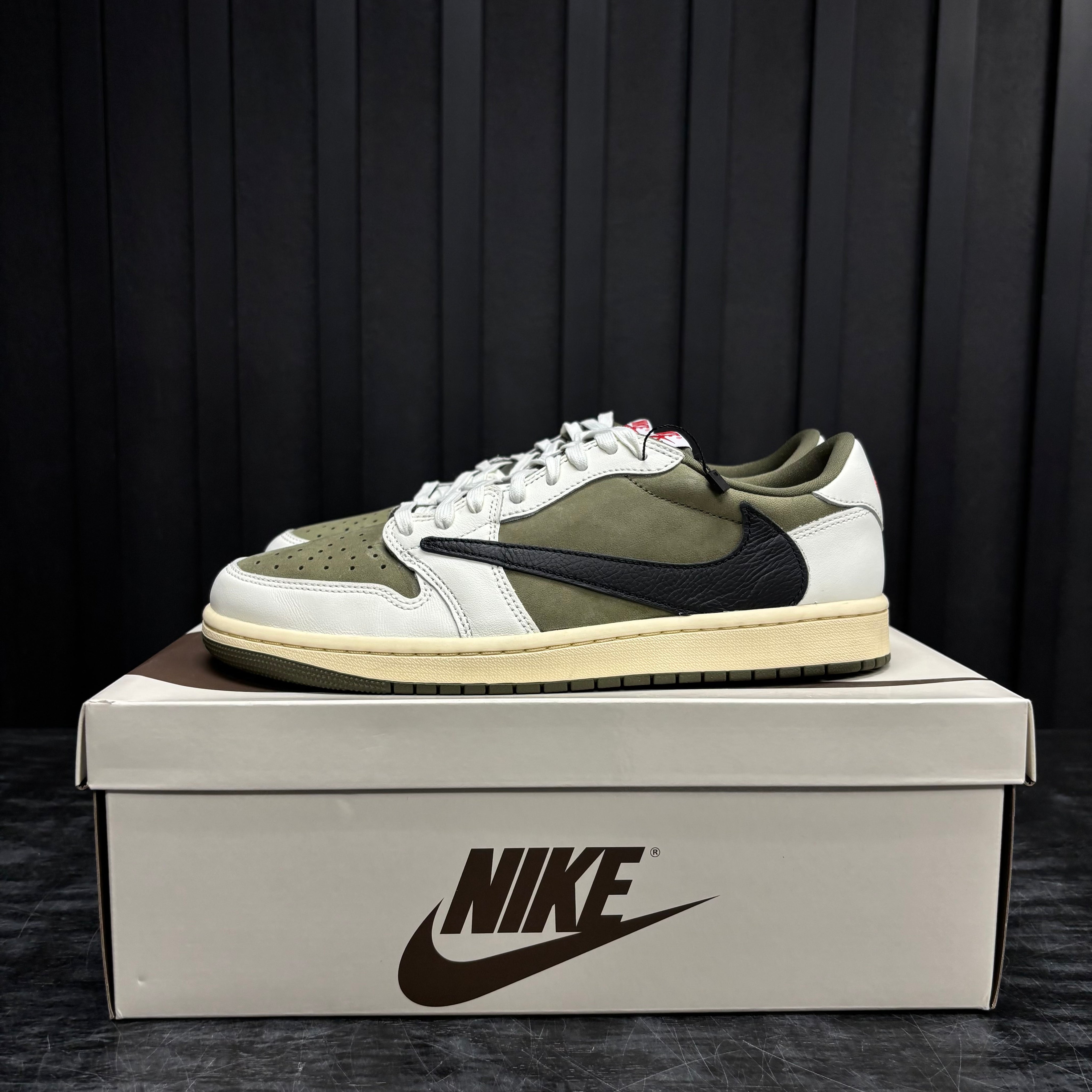 Jordan 1 Retro Low OG SP Travis Scott Medium Olive - Used - 3914
