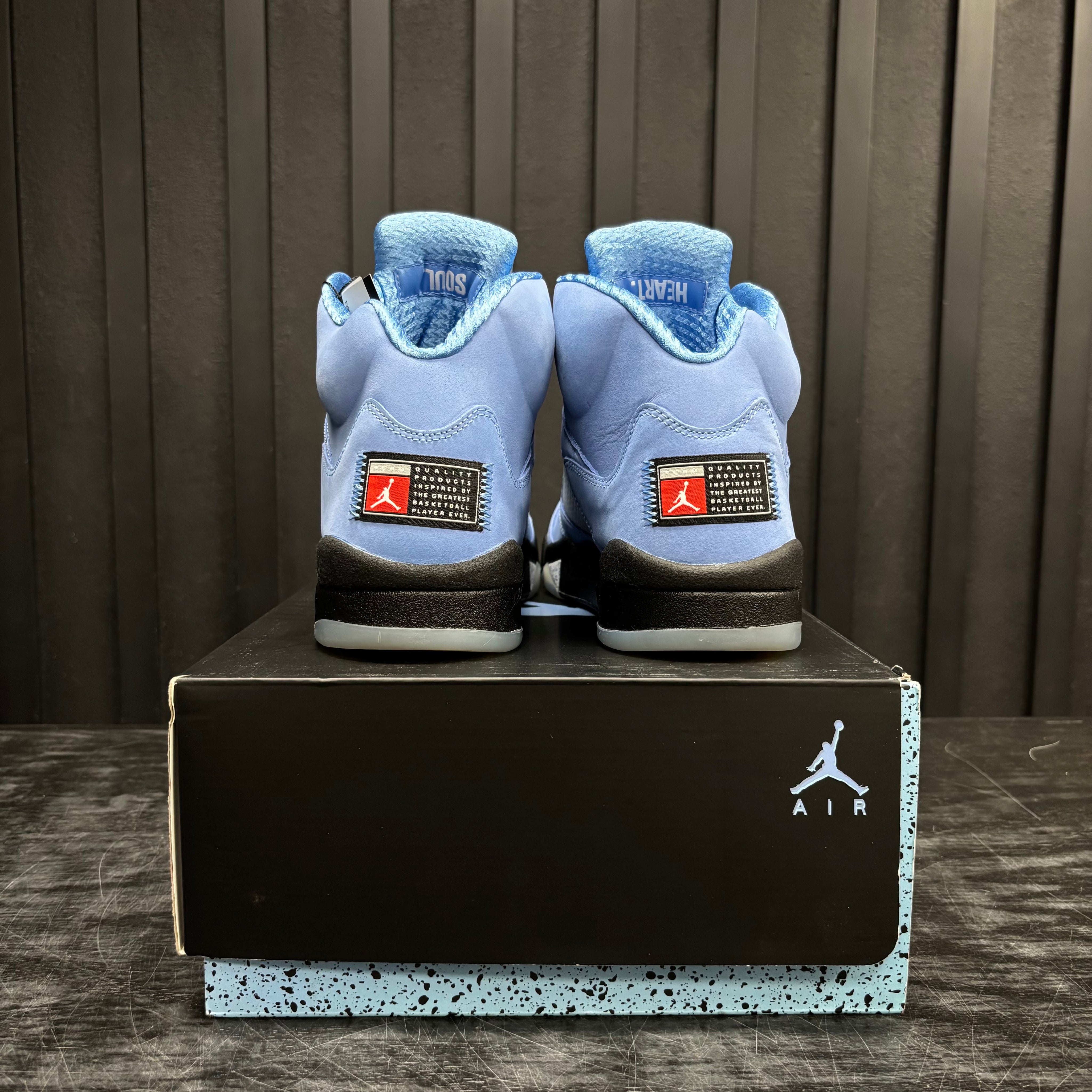 Jordan 5 Retro UNC University Blue - Used - 3923