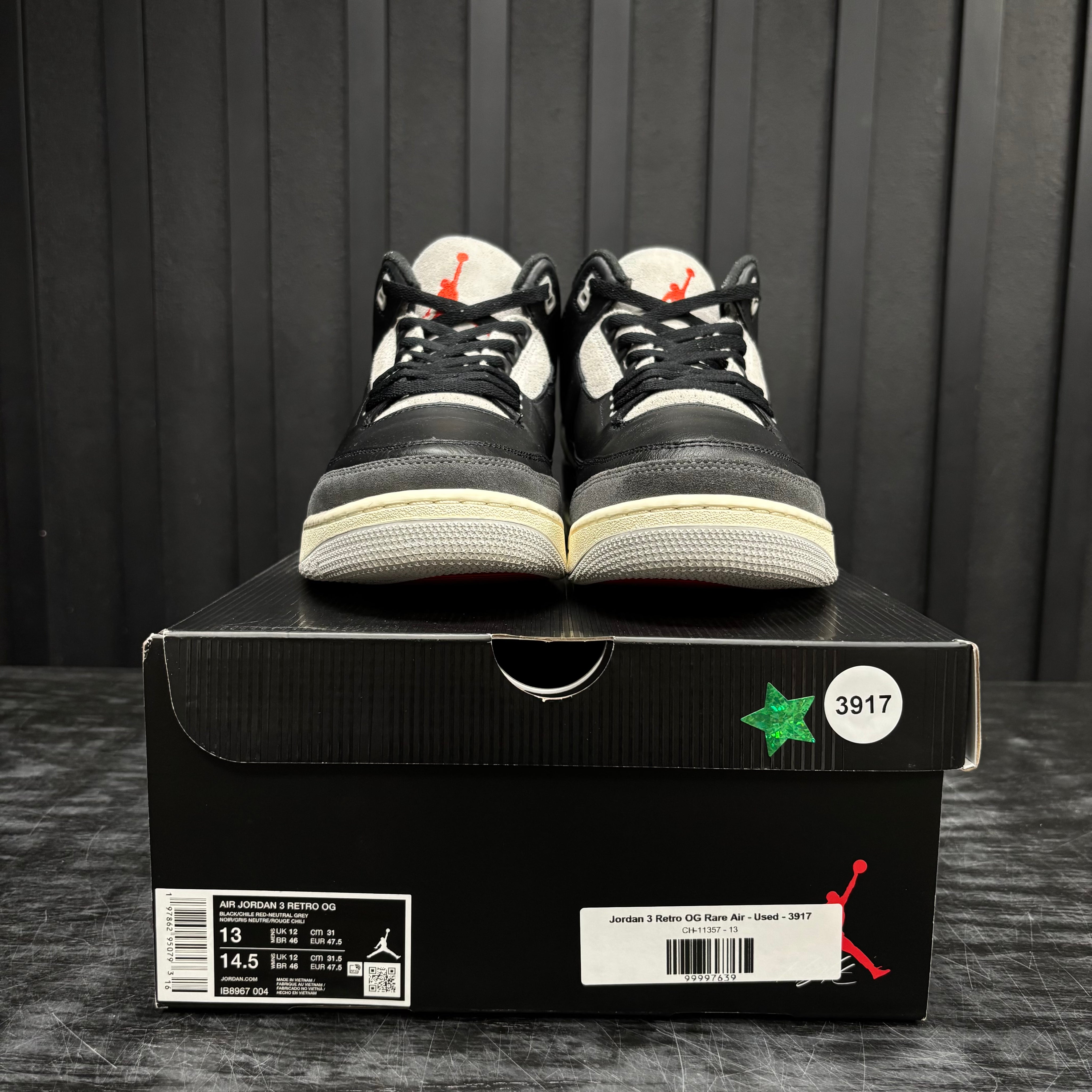 Jordan 3 Retro OG Rare Air - Used - 3917