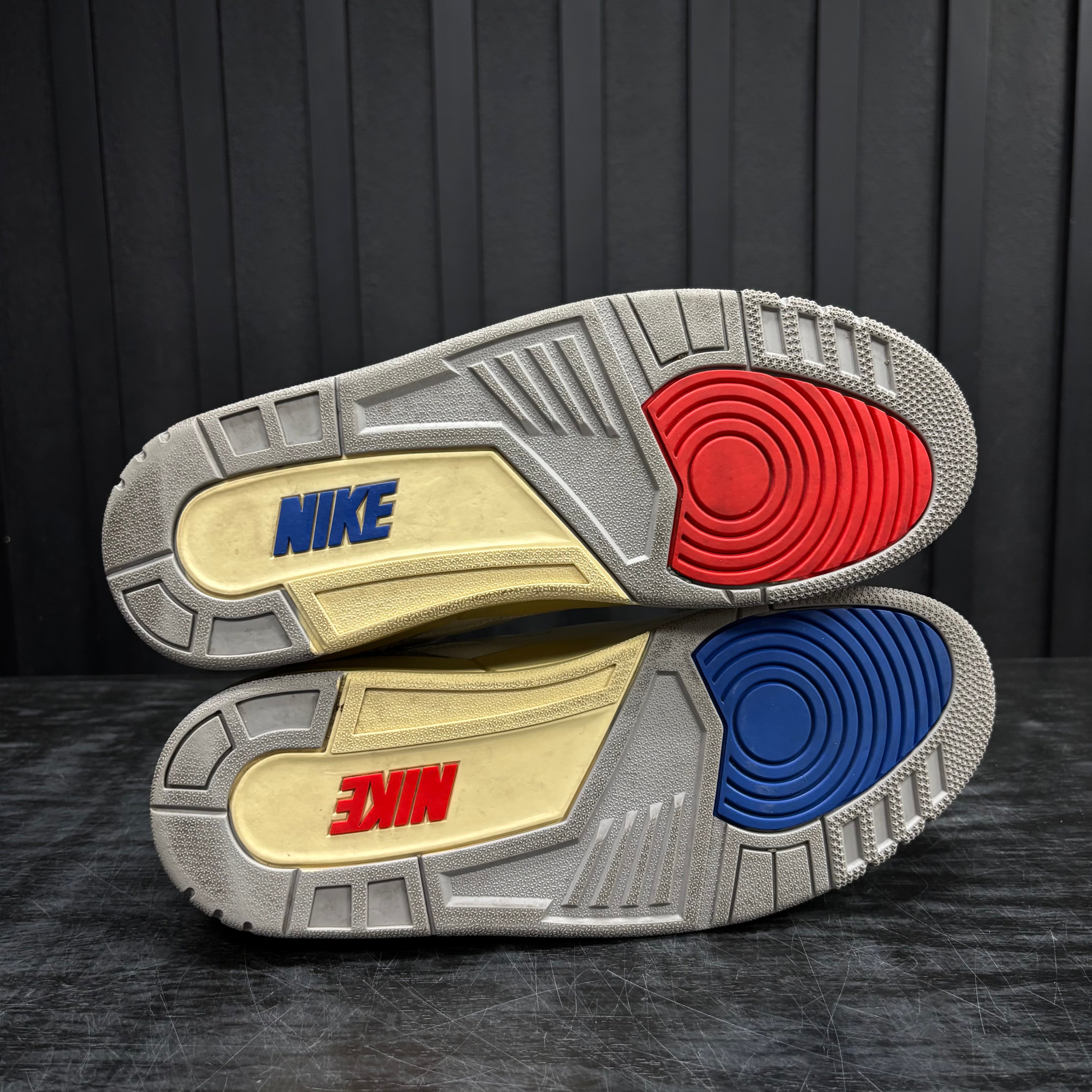 Jordan 3 Retro Seoul 2.0 - Used - 3905