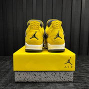 Jordan 4 Retro Lightning (2021) - Used - 4412