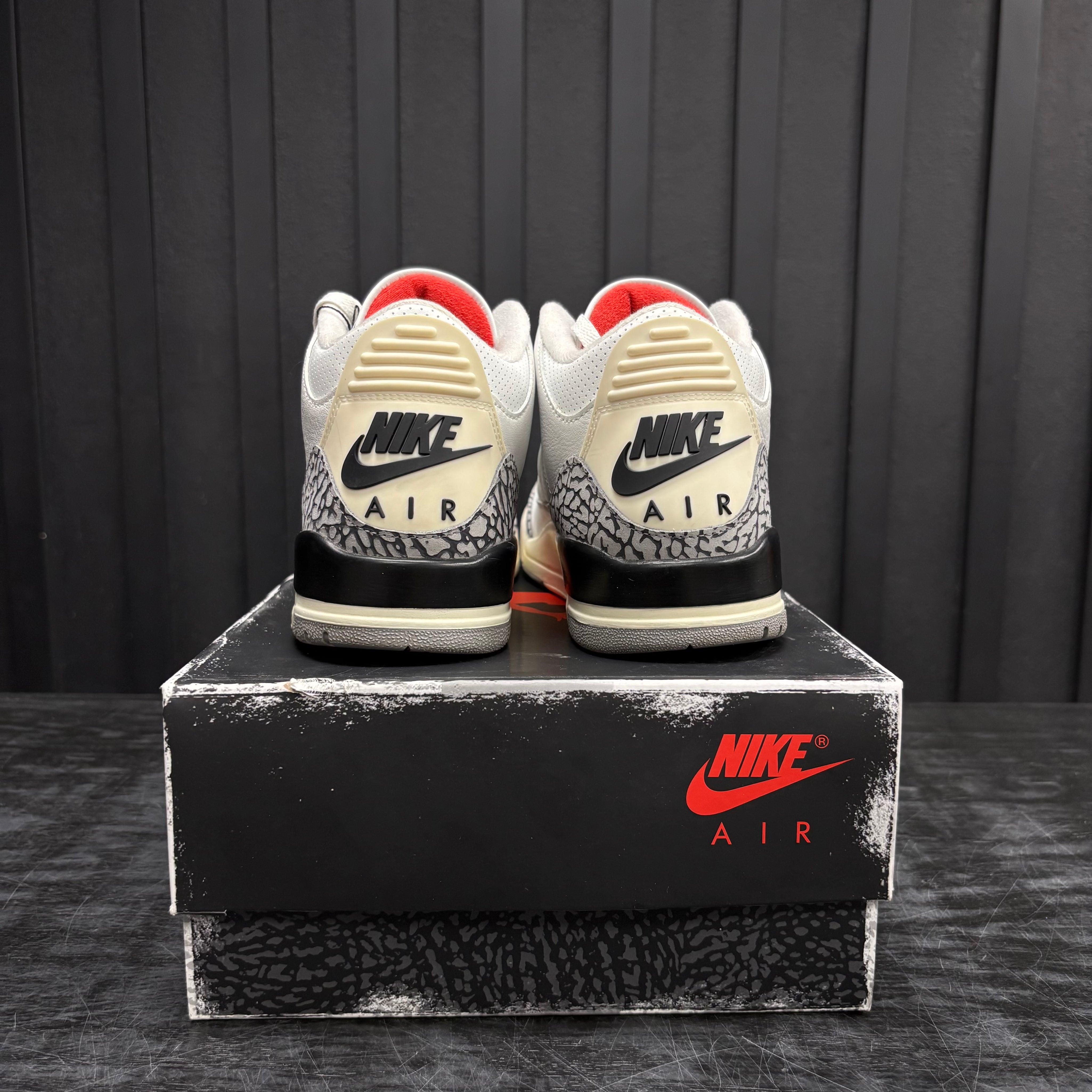 Jordan 3 Retro White Cement Reimagined - Used - 1980