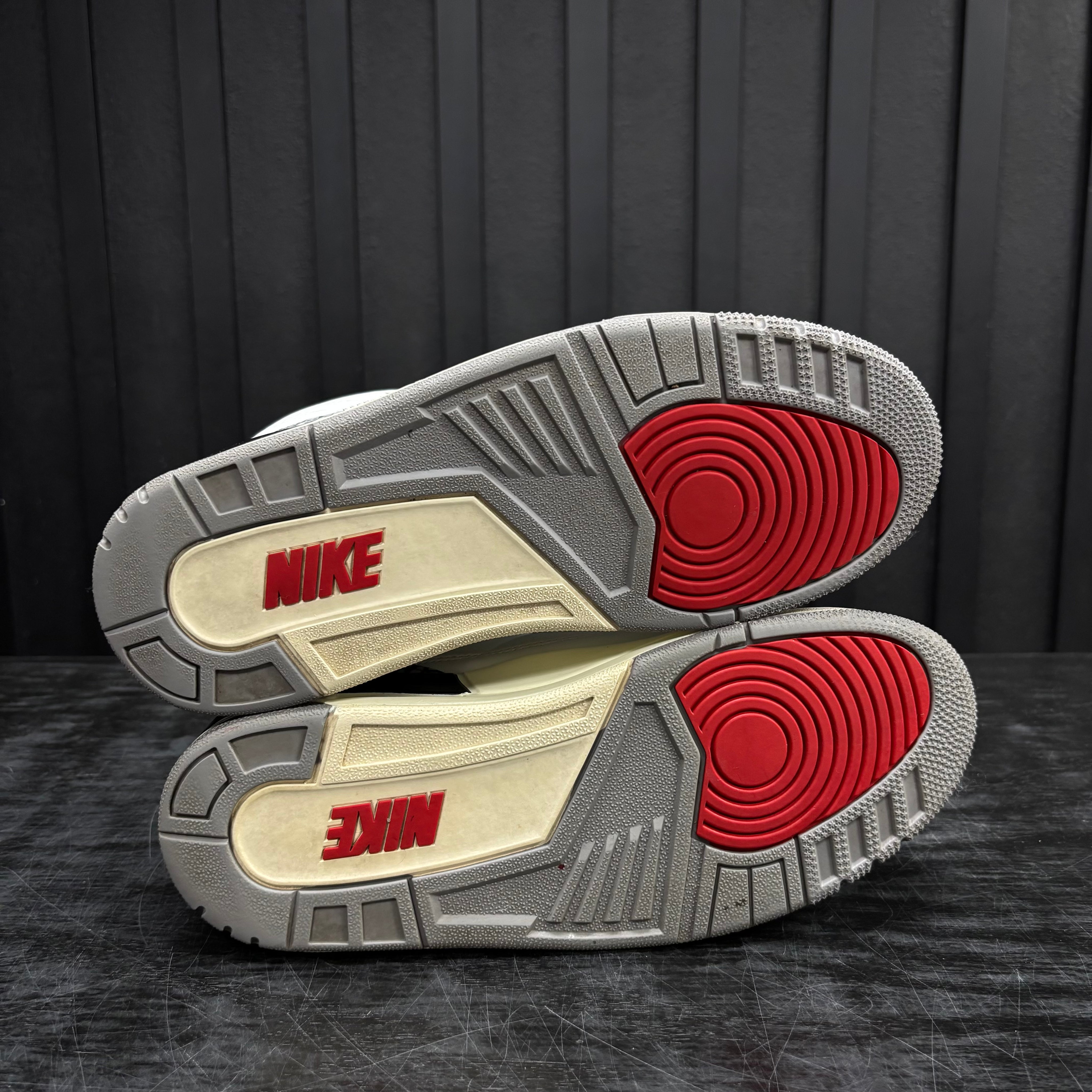 Jordan 3 Retro White Cement Reimagined - Used - 1980
