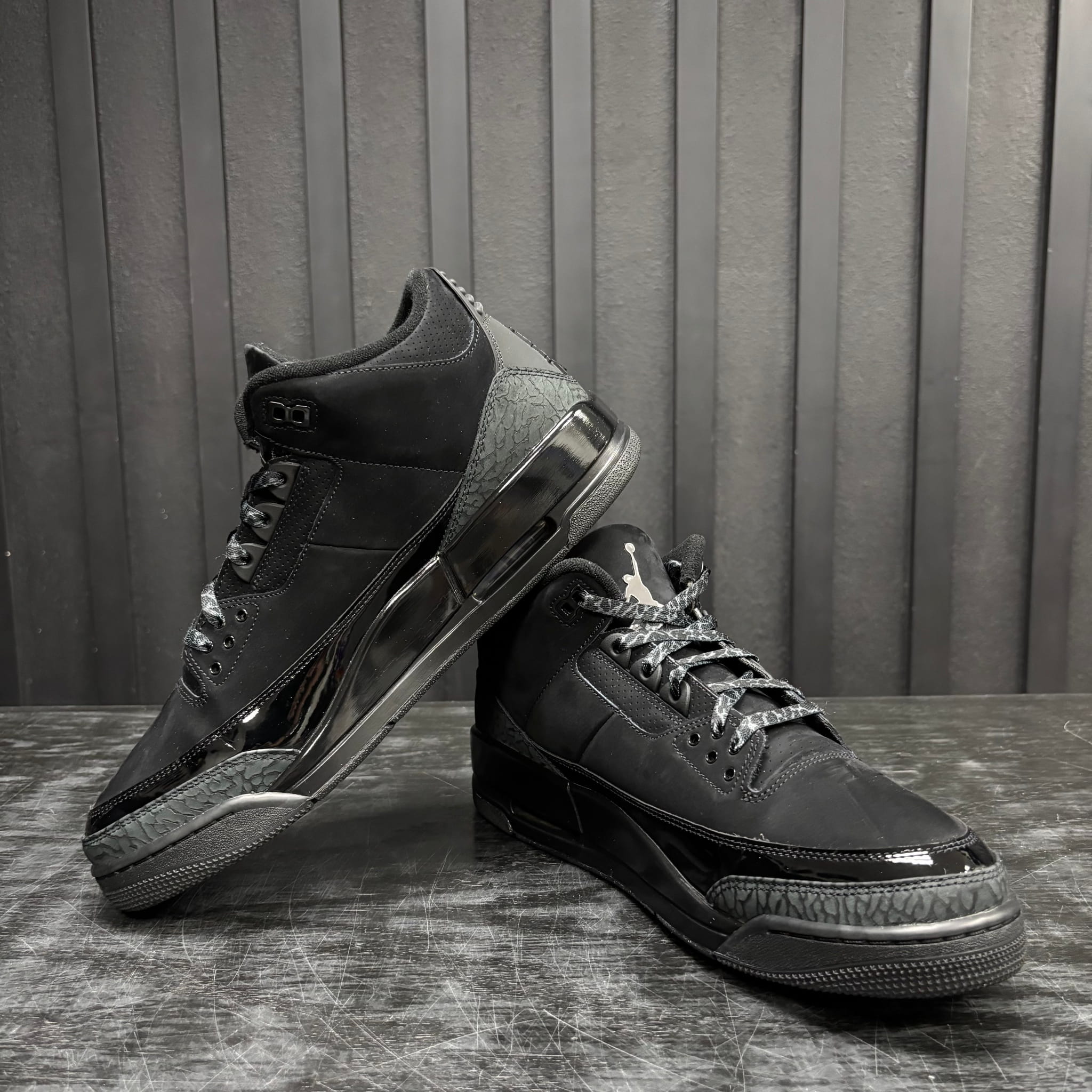 Jordan 3 Retro Black Cat, pre-owned size 13 - Common Hype