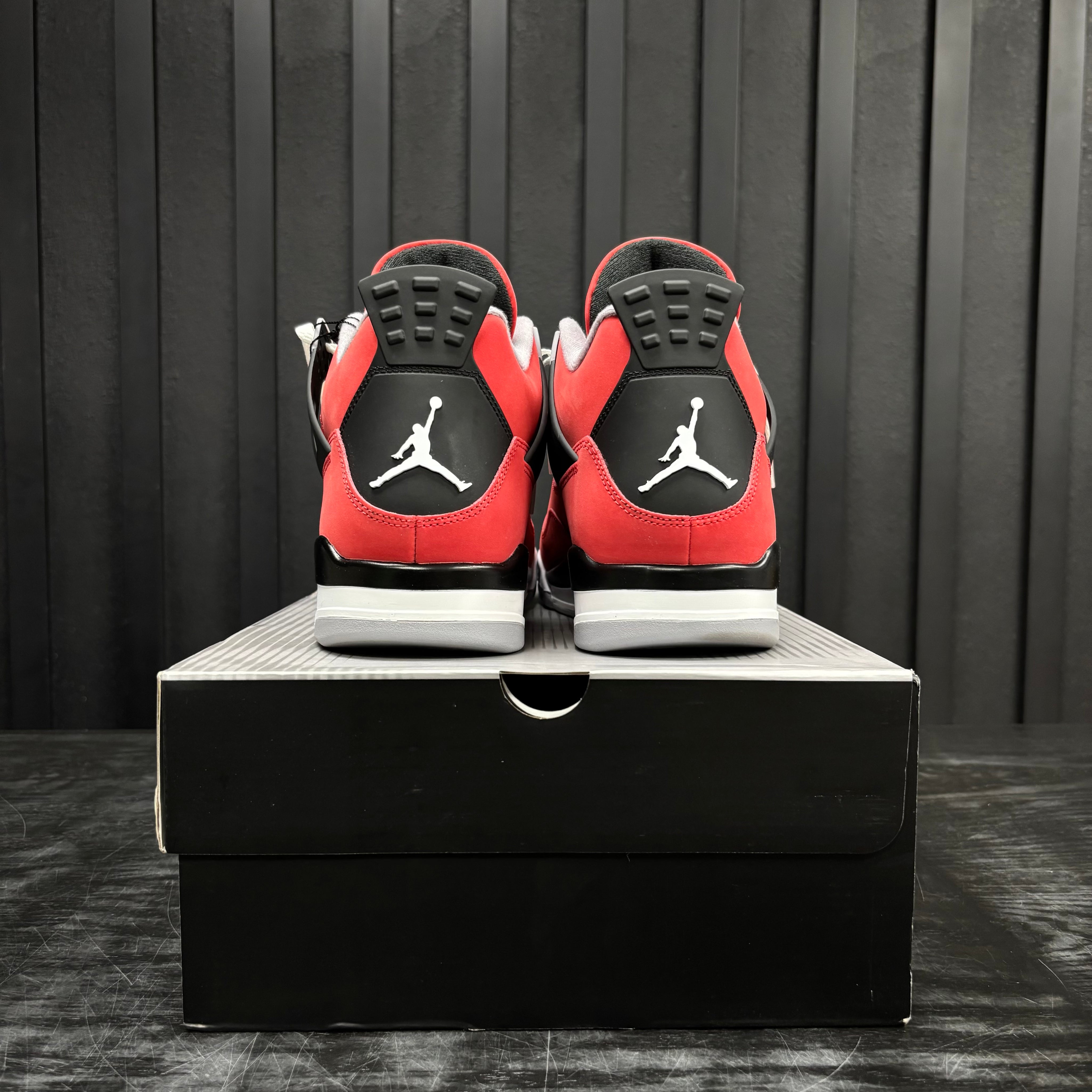 Jordan 4 Retro Toro Bravo (2026) - Used - 4580