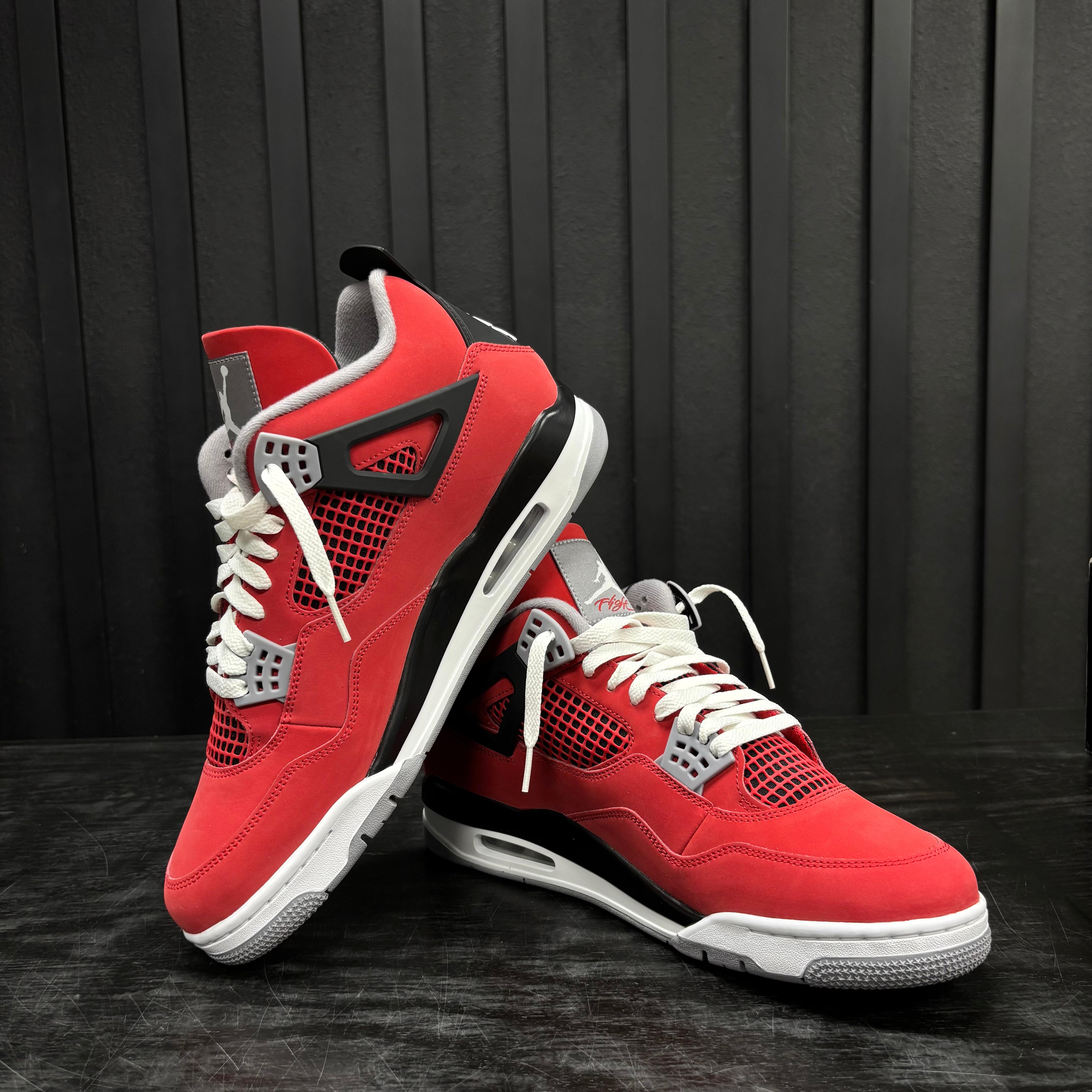 Jordan 4 Retro Toro Bravo (2026) - Used - 4580