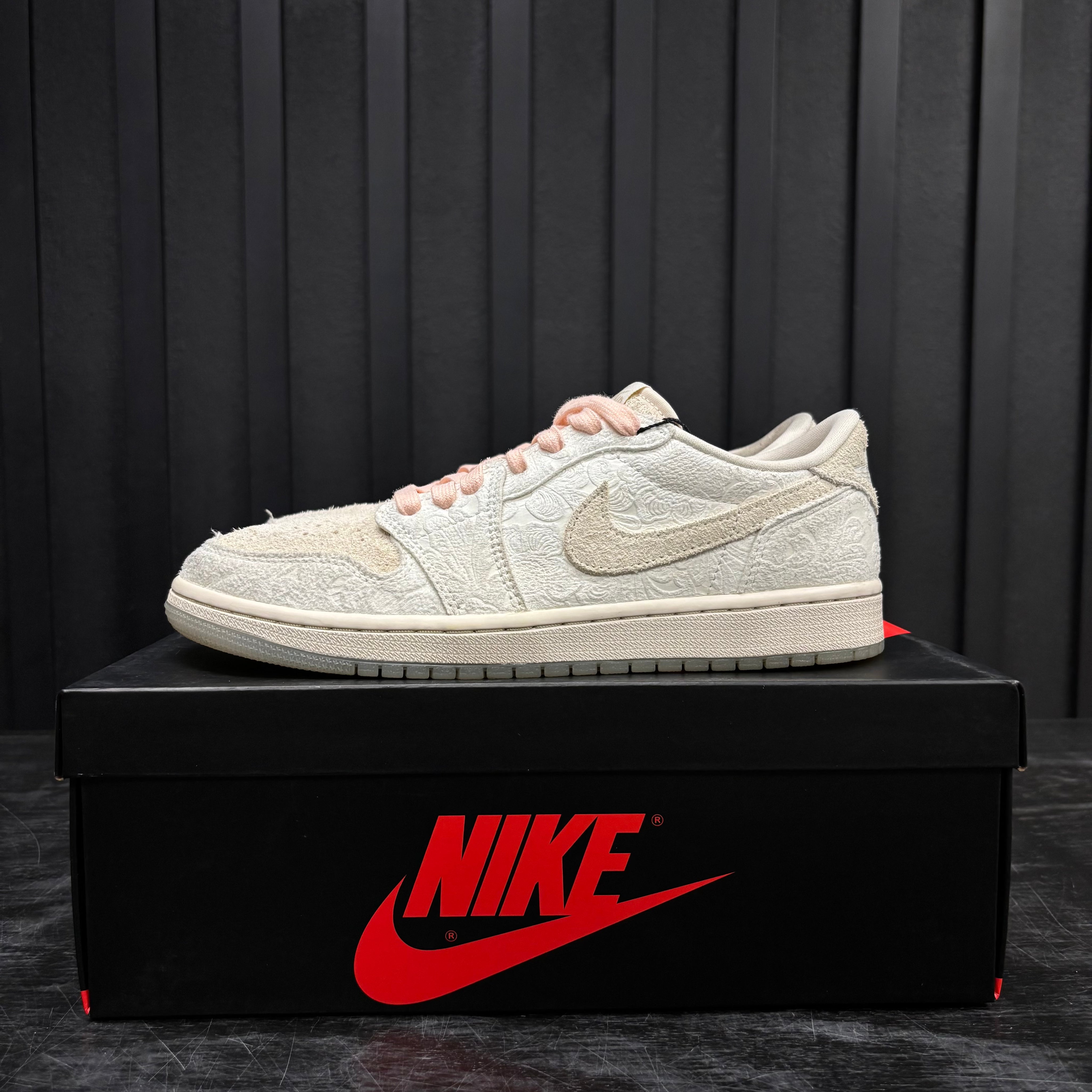 Jordan 1 Retro Low OG Chris Paul - Used - 1986