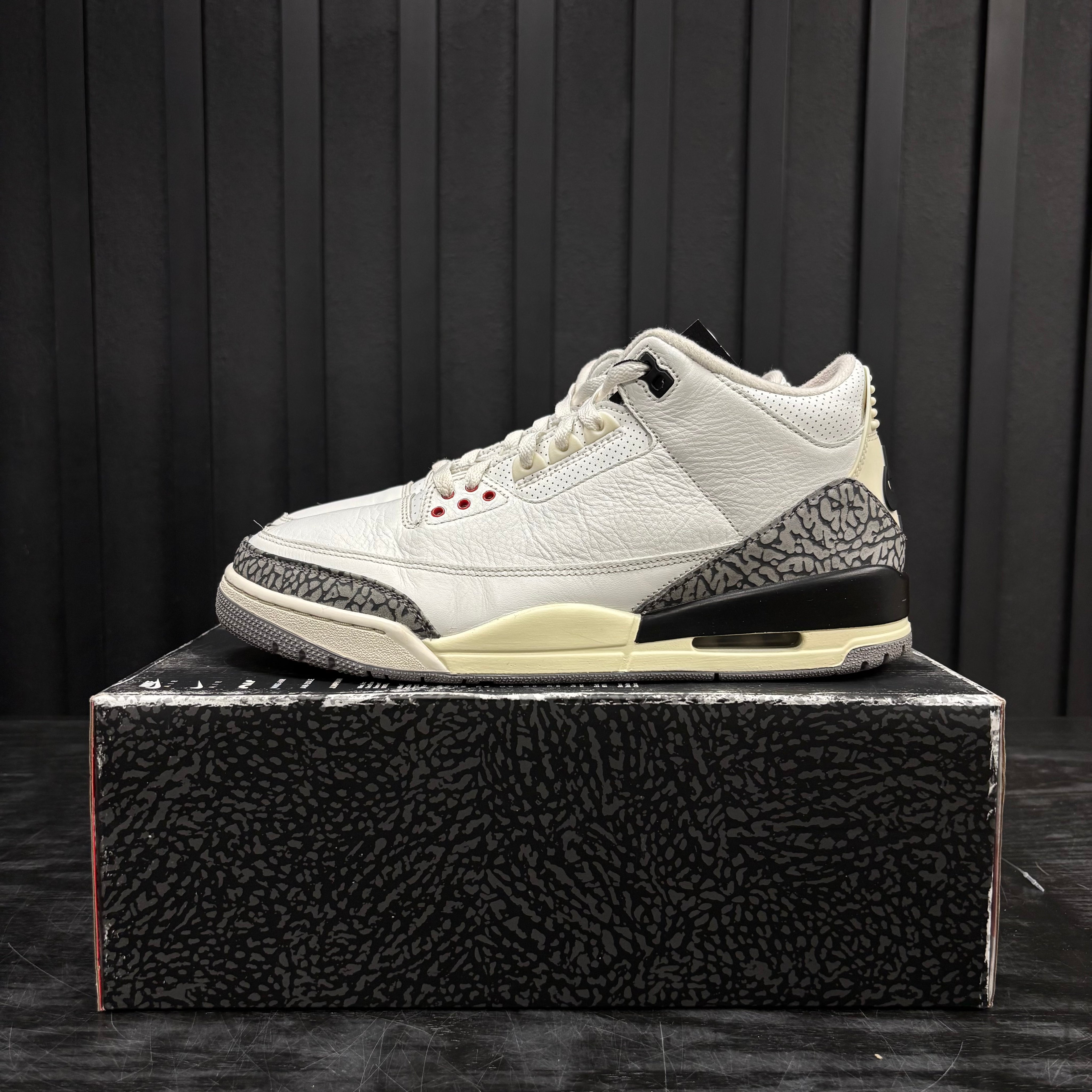 Jordan 3 Retro White Cement Reimagined - Used - 4425