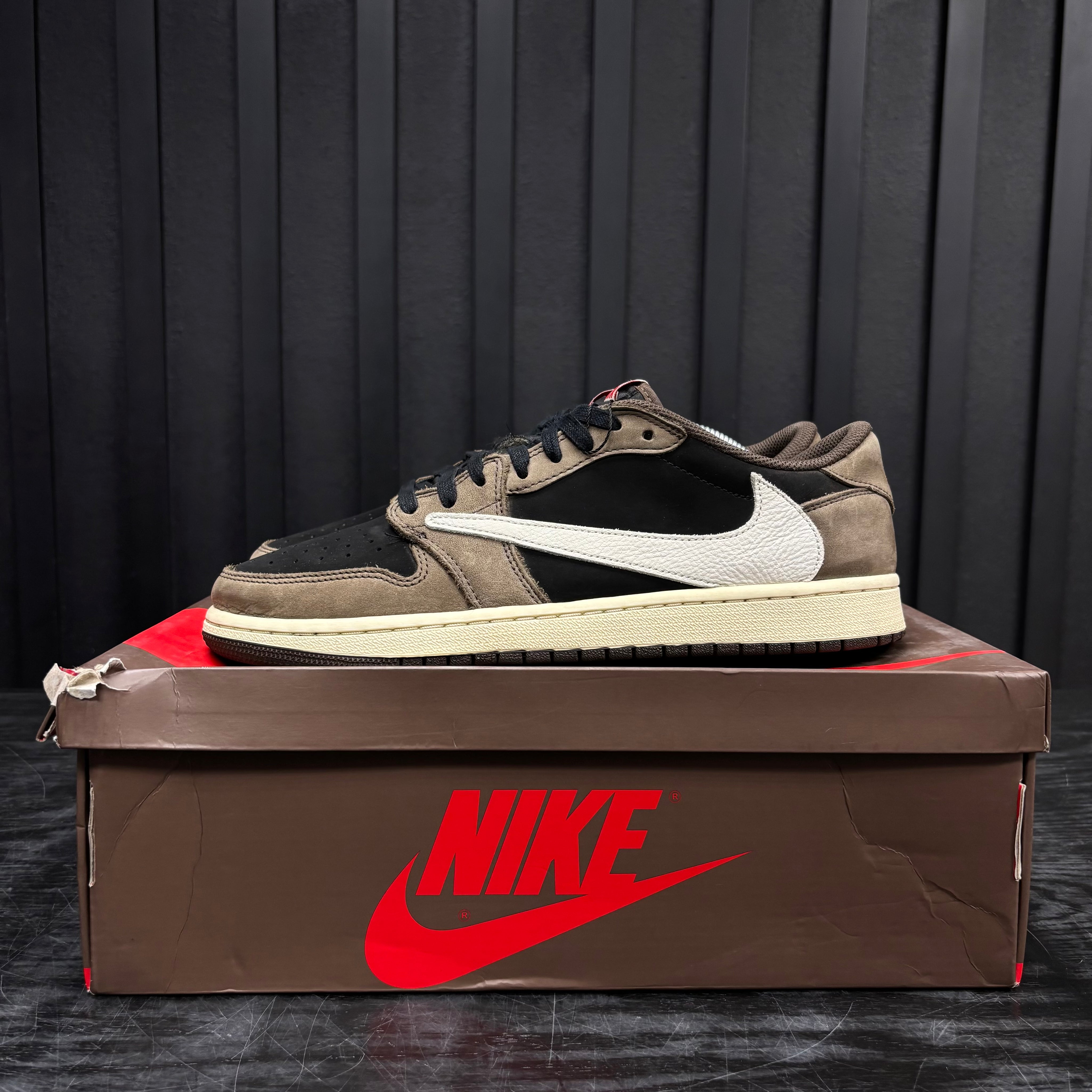 Jordan 1 Retro Low OG SP Travis Scott Mocha - Used - 3942