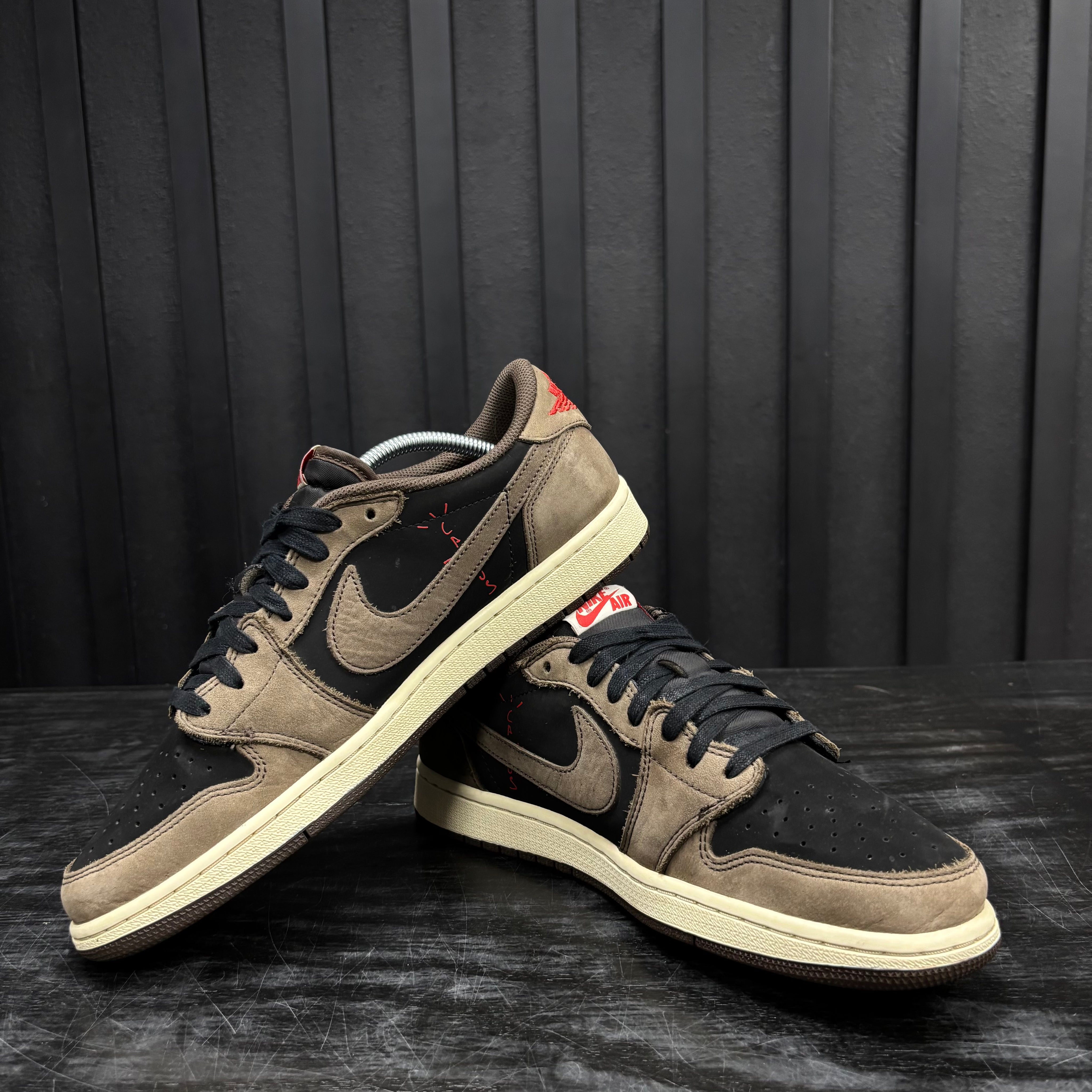 Jordan 1 Retro Low OG SP Travis Scott Mocha - Used - 3942