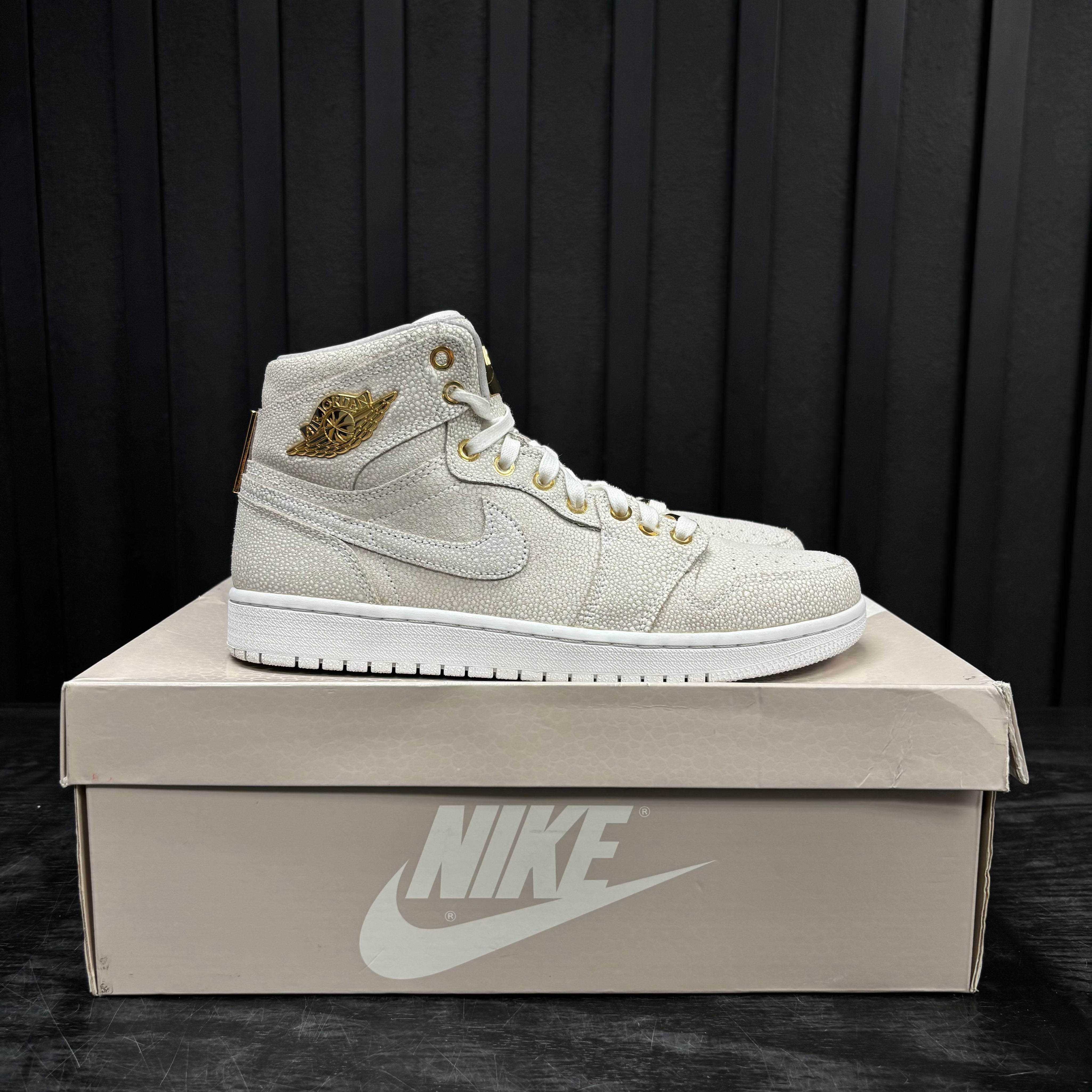 Jordan 1 Retro Pinnacle White - Used - 1984